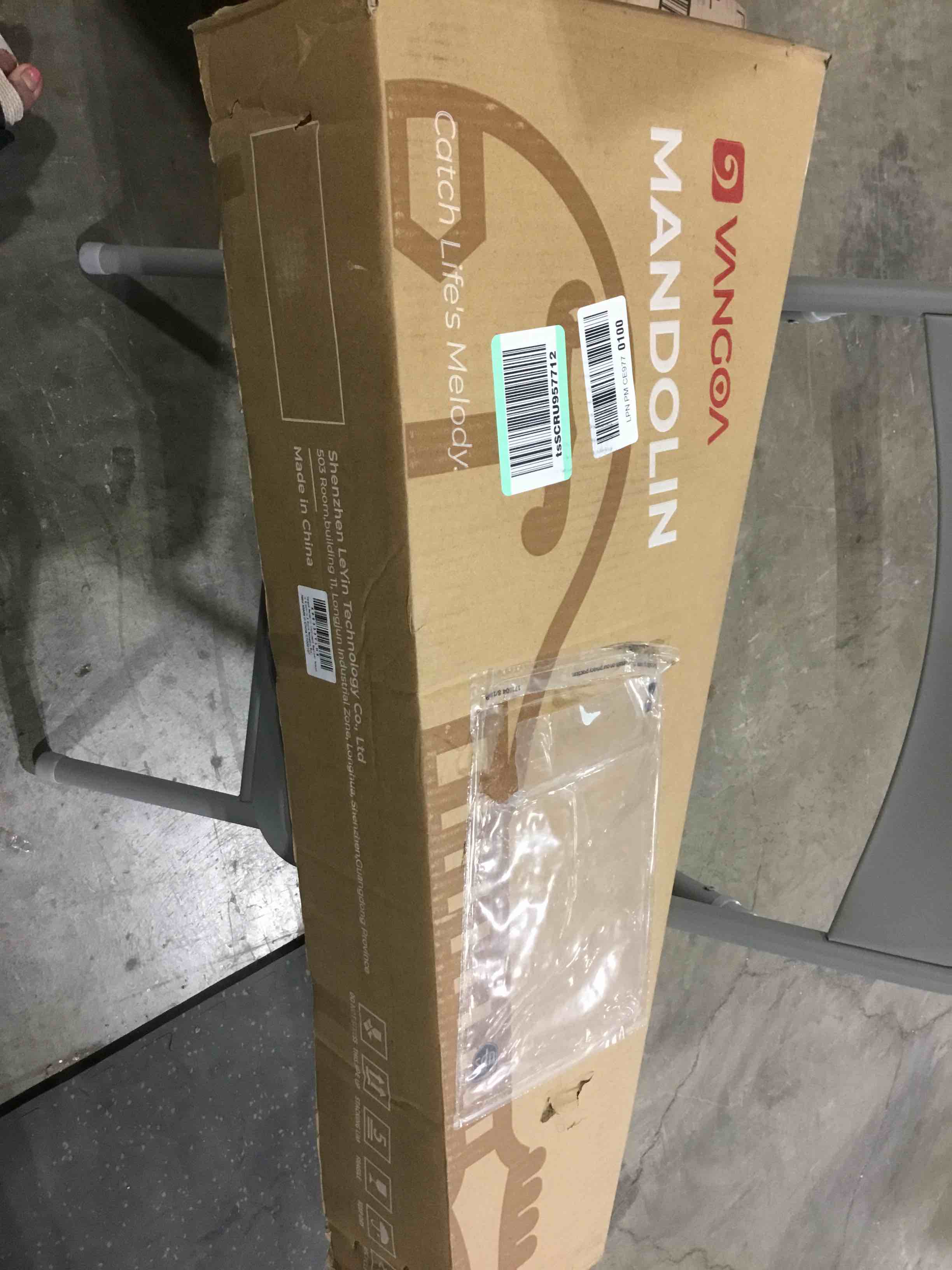 https://s3.amazonaws.com/lotting-images-prod/bidfta/BLU6349236_1716032708080.jpeg
