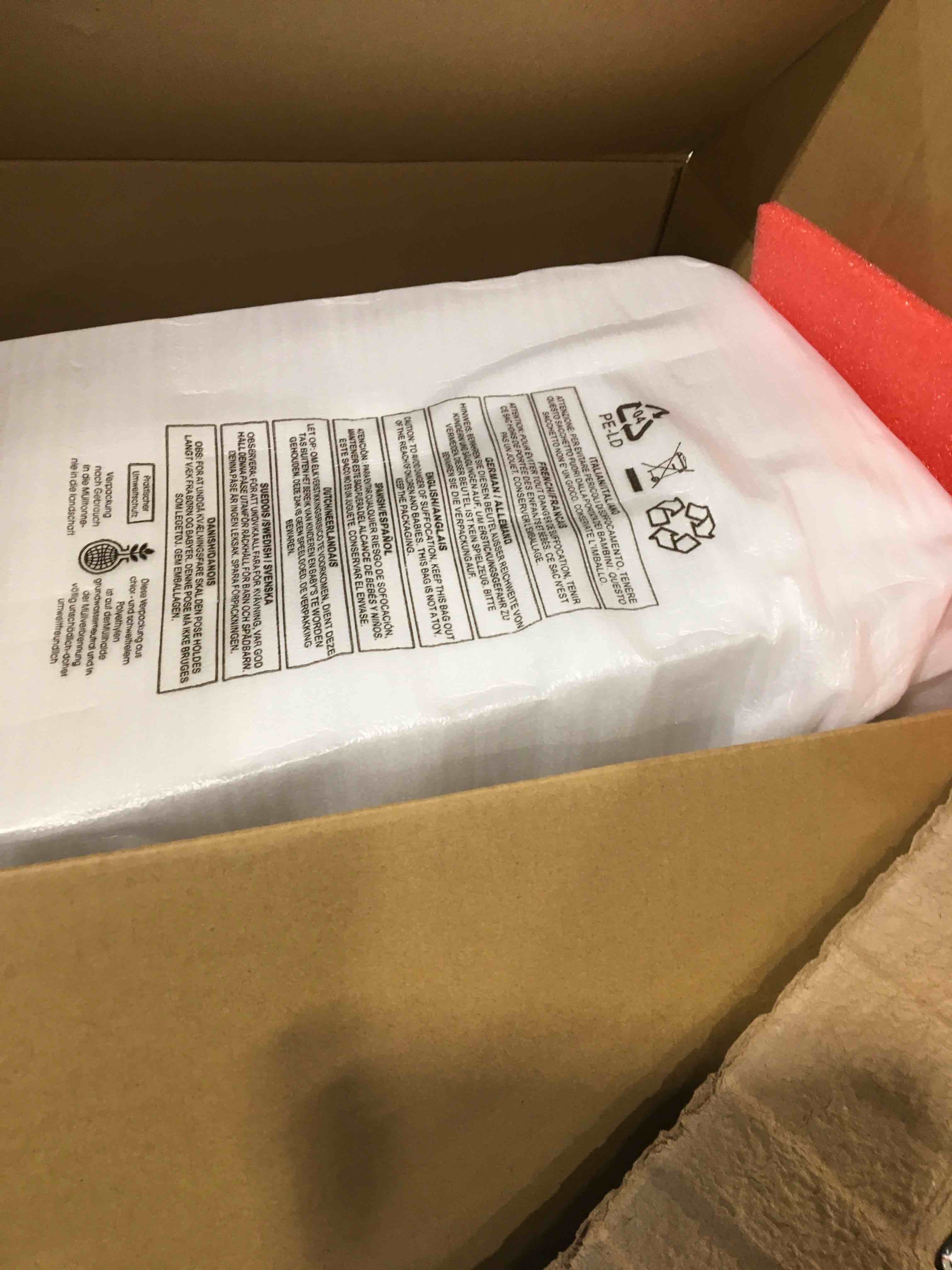 https://s3.amazonaws.com/lotting-images-prod/bidfta/BLU6350146_1719231782860.jpeg