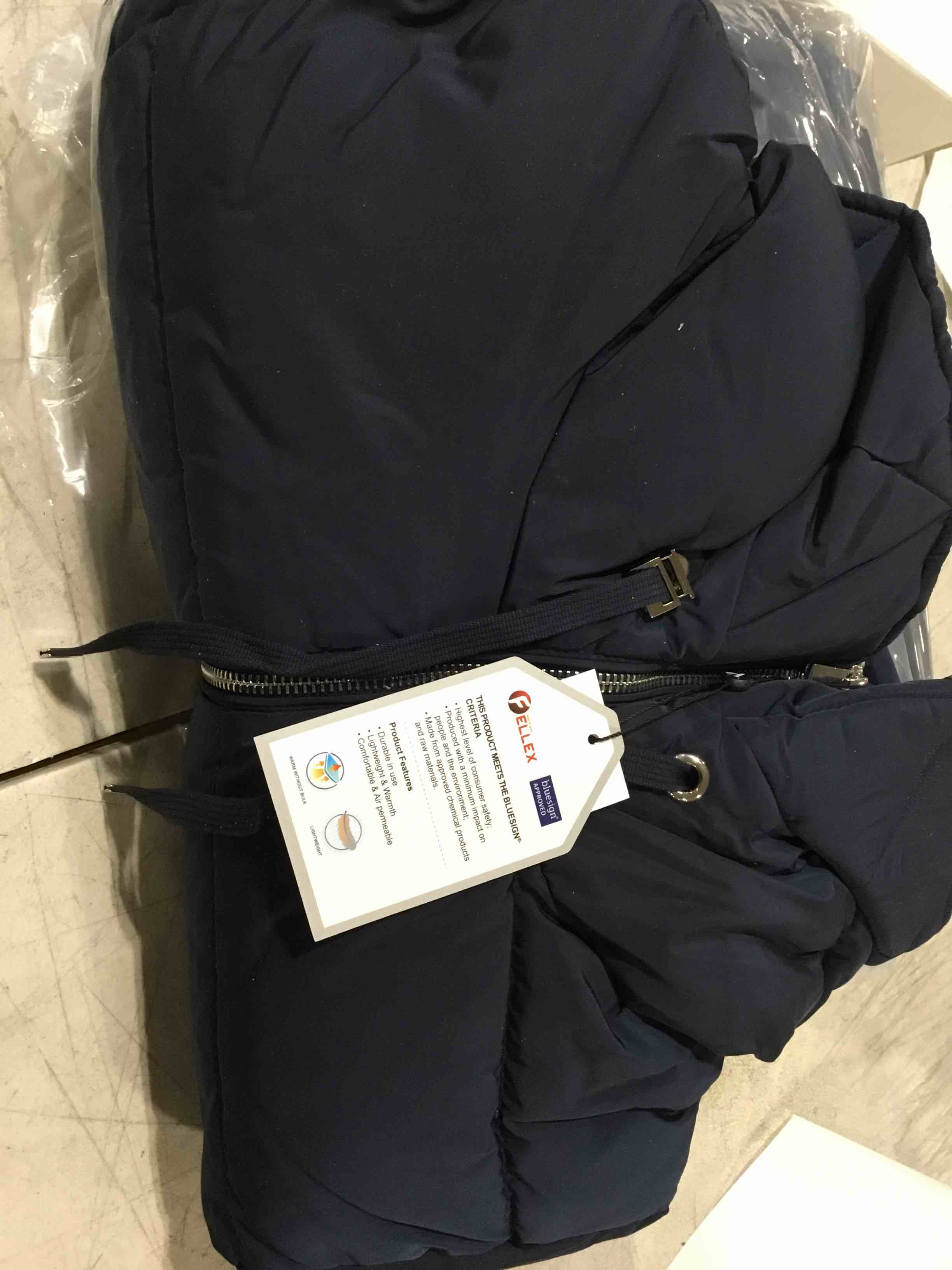 https://s3.amazonaws.com/lotting-images-prod/bidfta/BLU6350260_1719323511187.jpeg