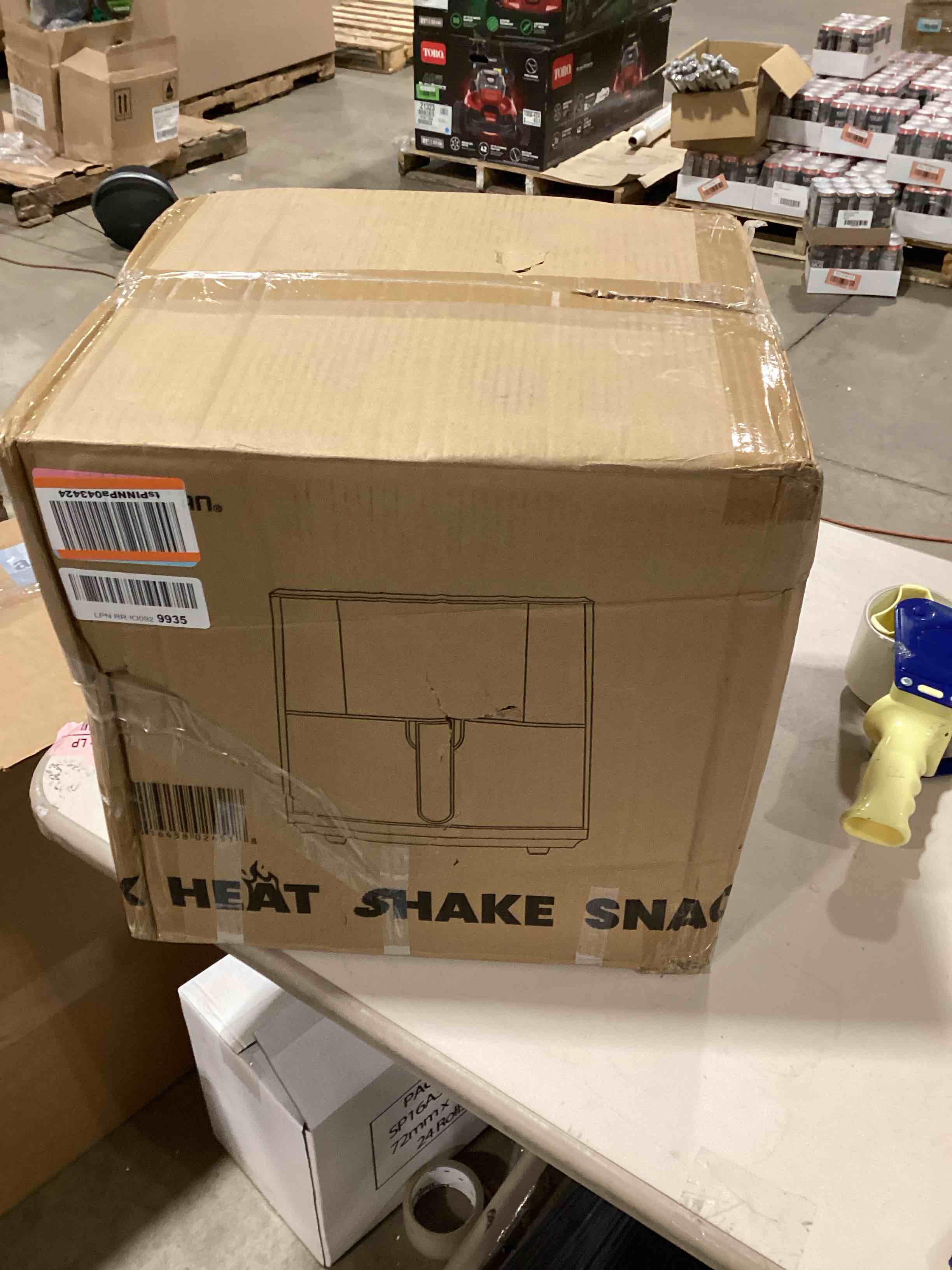 https://s3.amazonaws.com/lotting-images-prod/bidfta/BLU6353426_1716898061341.jpeg