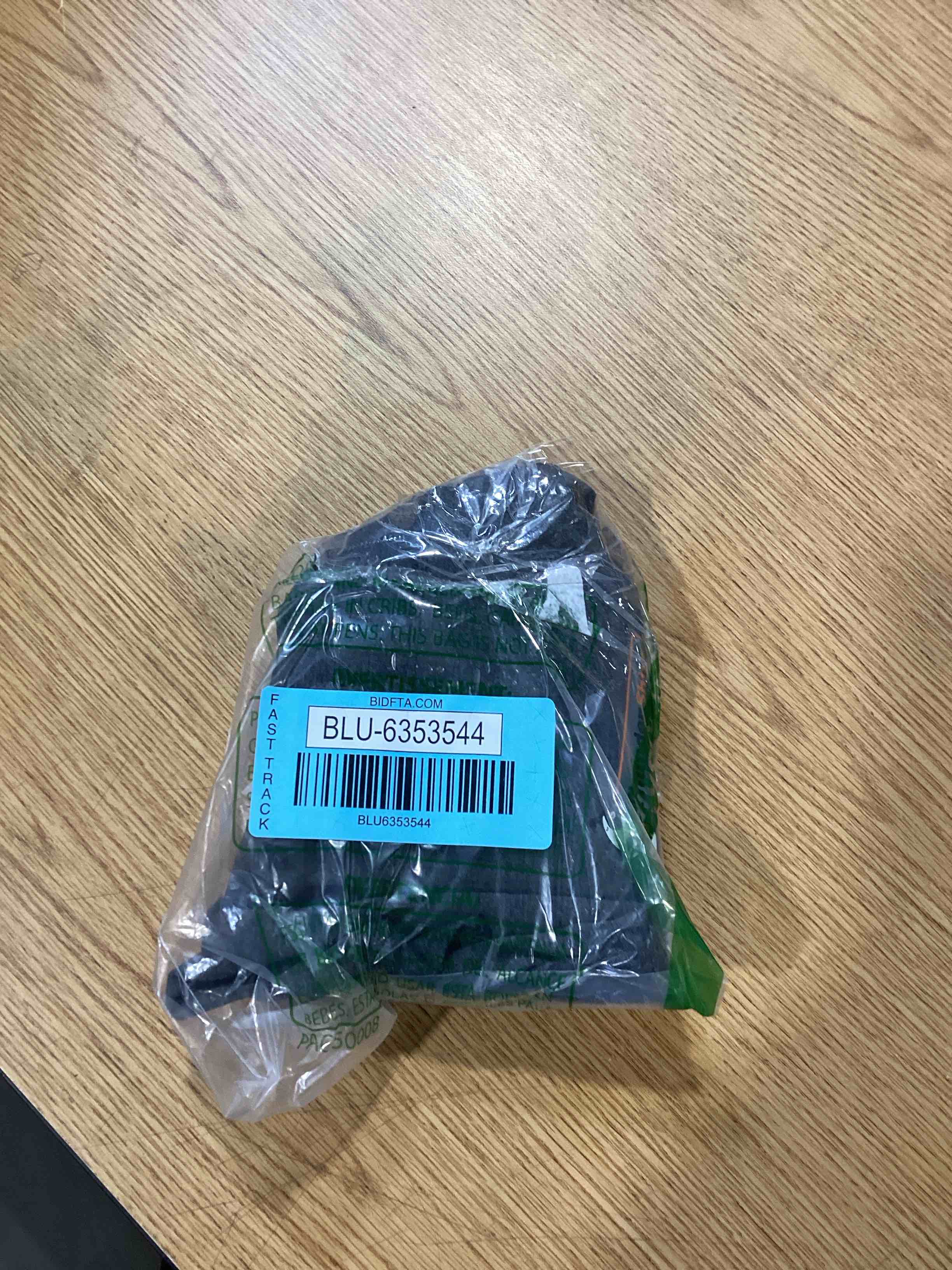 https://s3.amazonaws.com/lotting-images-prod/bidfta/BLU6353544_1716908868146.jpeg