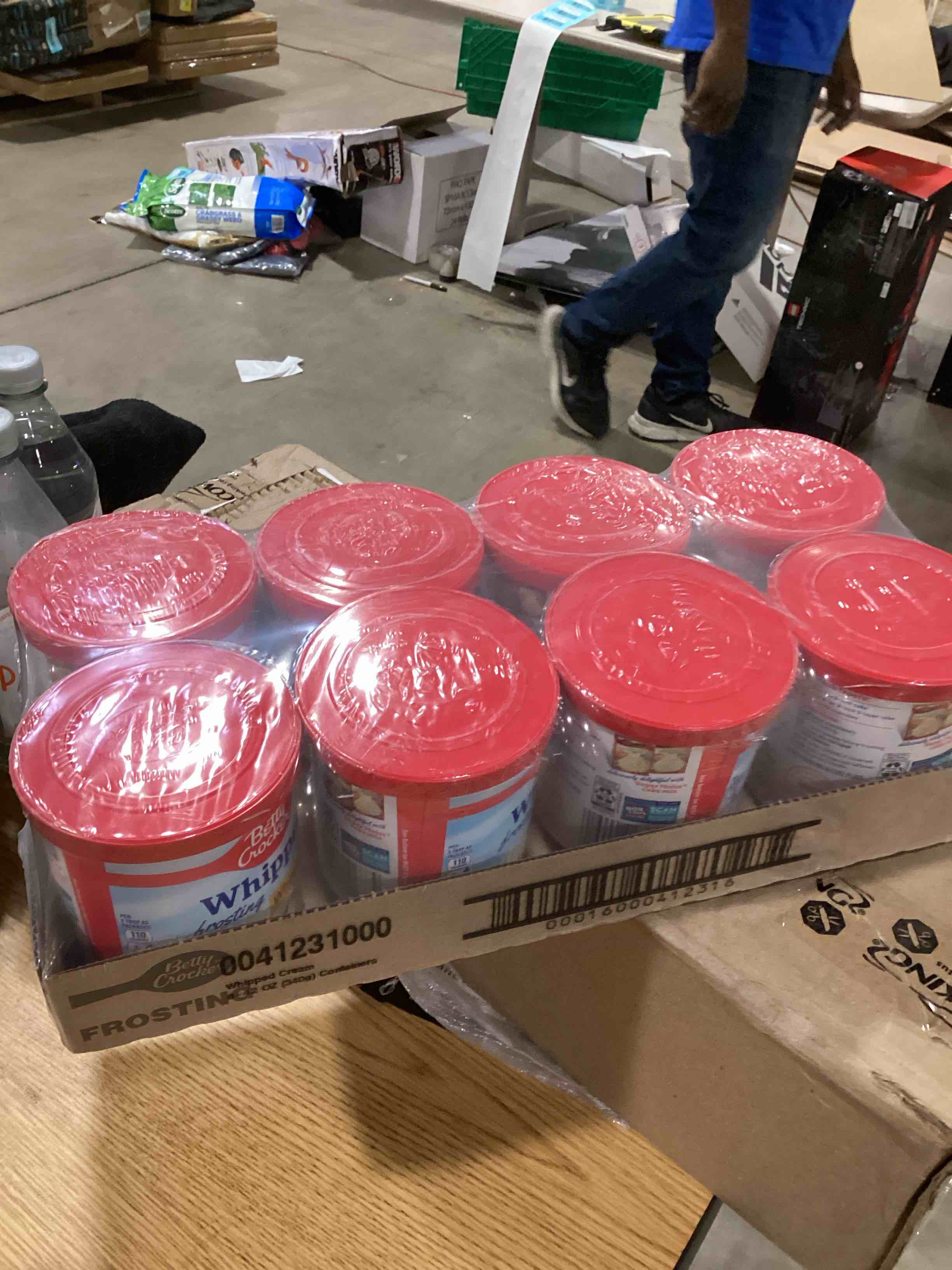 https://s3.amazonaws.com/lotting-images-prod/bidfta/BLU6353796_1716999615211.jpeg