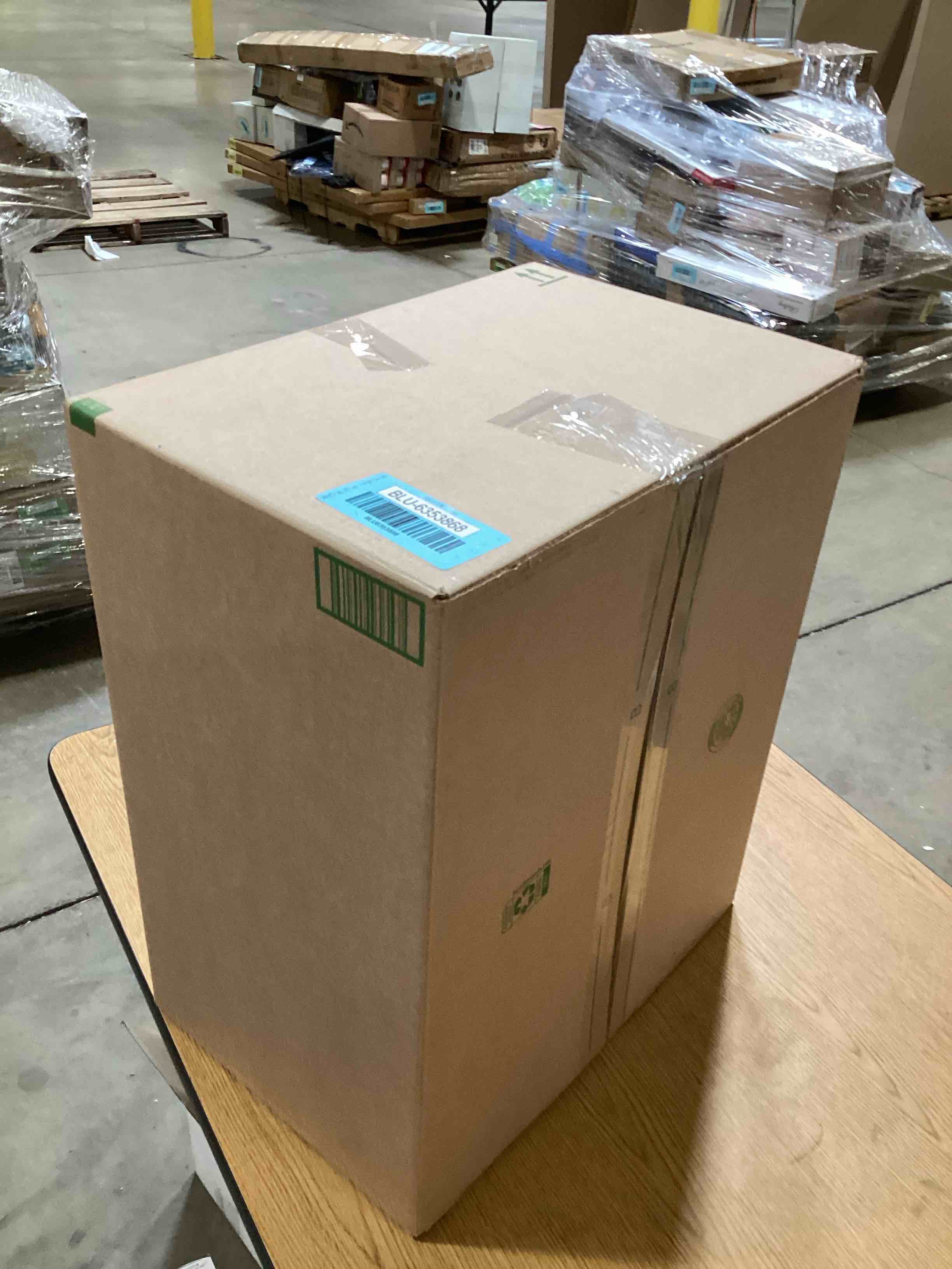https://s3.amazonaws.com/lotting-images-prod/bidfta/BLU6353868_1717013615670.jpeg