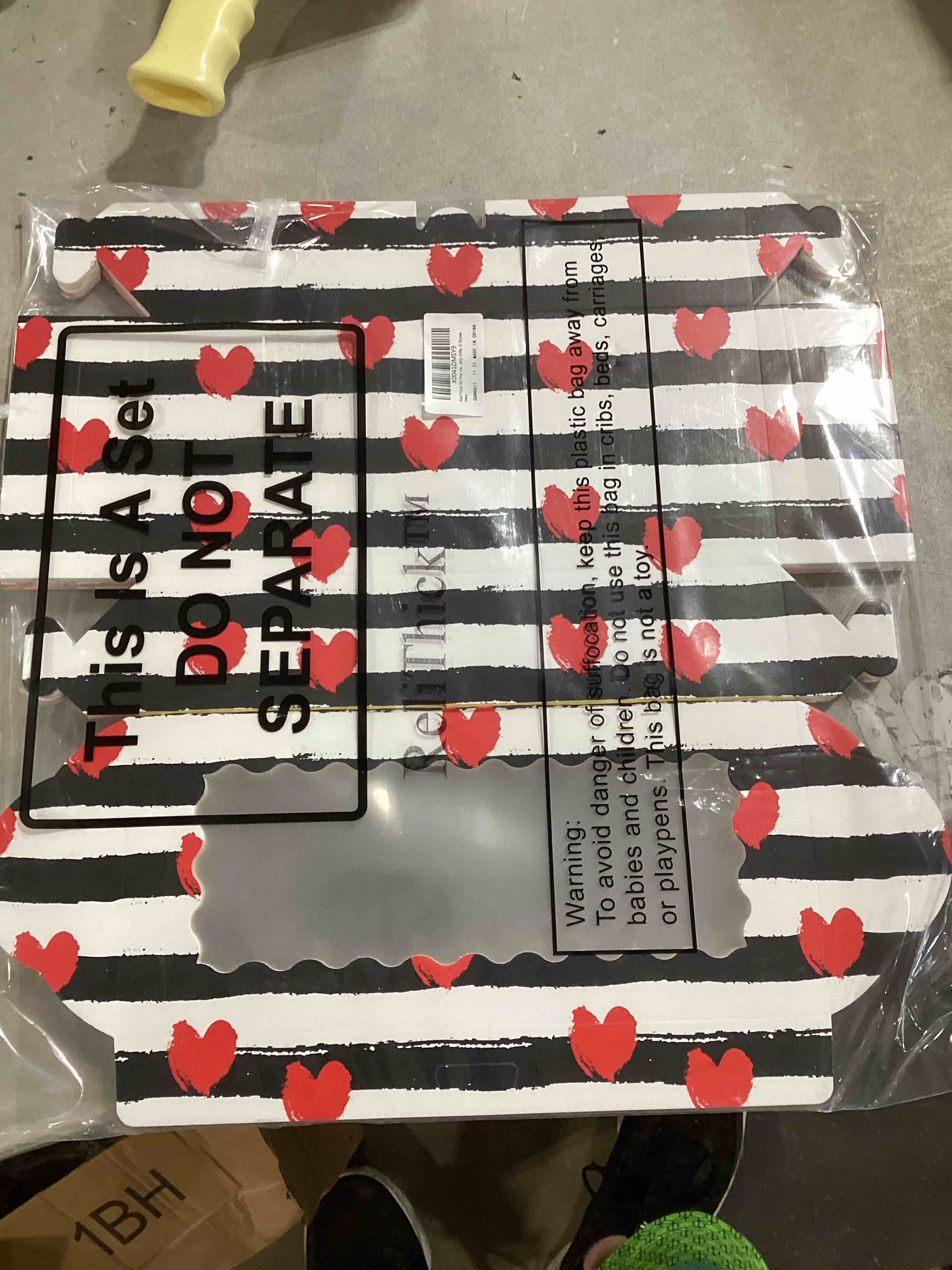 https://s3.amazonaws.com/lotting-images-prod/bidfta/BLU6354217_1717507525138.jpeg