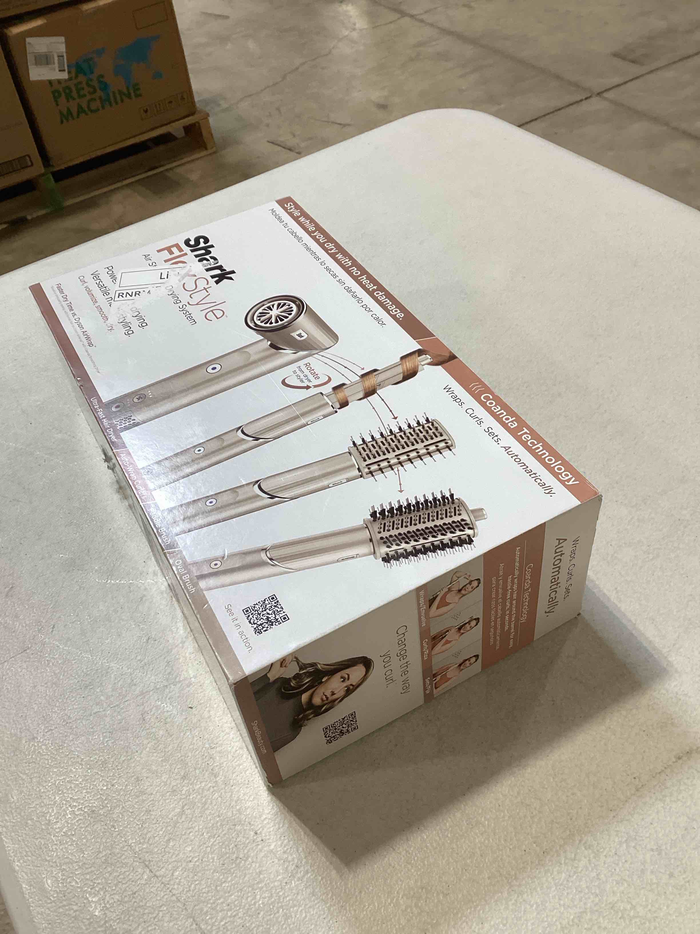 https://s3.amazonaws.com/lotting-images-prod/bidfta/BLU6354433_1717770930988.jpeg