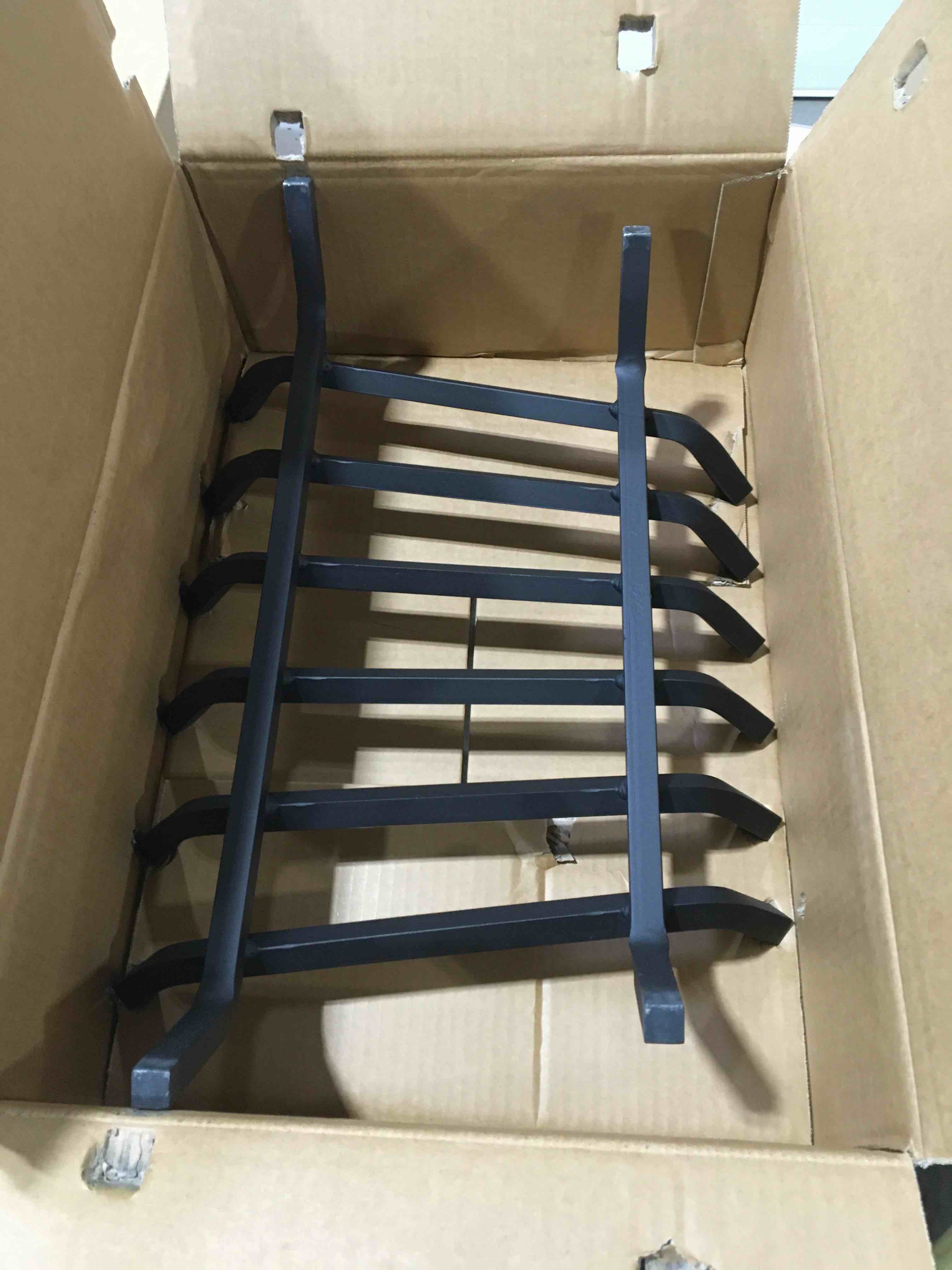 https://s3.amazonaws.com/lotting-images-prod/bidfta/BLU6355204_1718624801045.jpeg