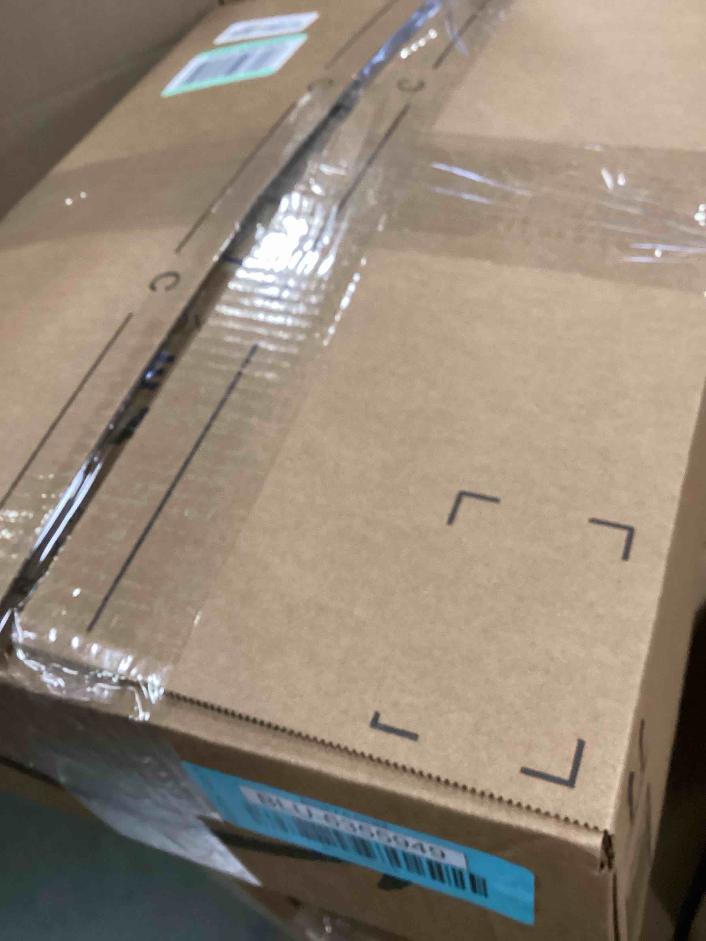 https://s3.amazonaws.com/lotting-images-prod/bidfta/BLU6355949_1711367289152.jpeg