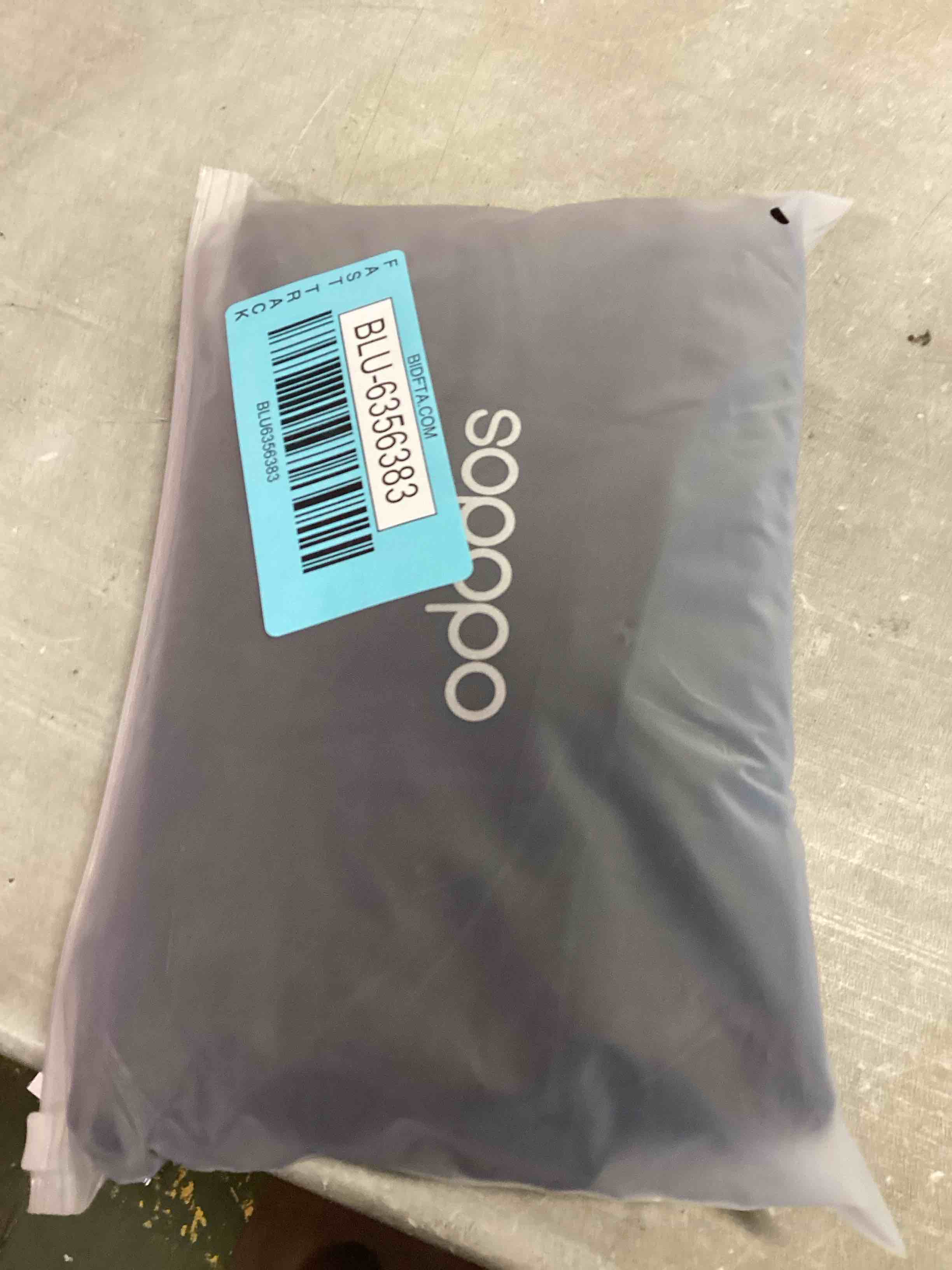 https://s3.amazonaws.com/lotting-images-prod/bidfta/BLU6356383_1711632370810.jpeg
