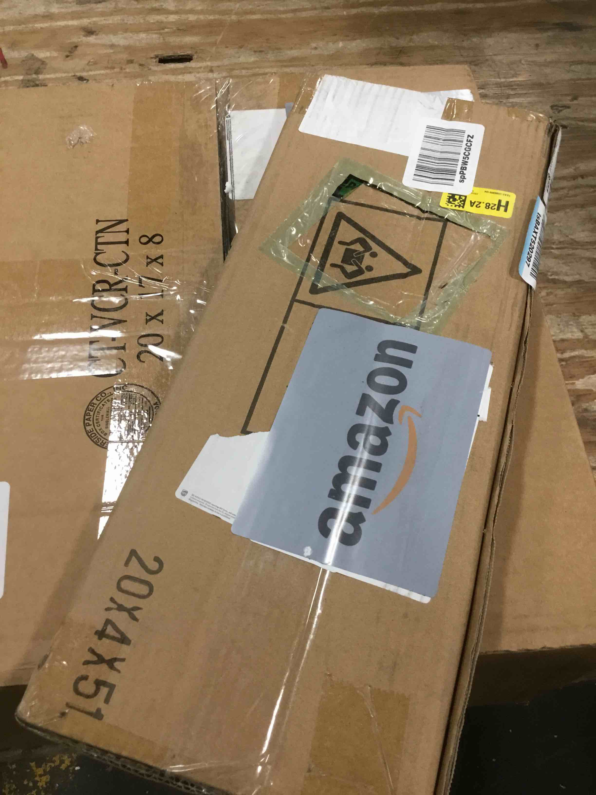 https://s3.amazonaws.com/lotting-images-prod/bidfta/BLU6357739_1711625816057.jpeg
