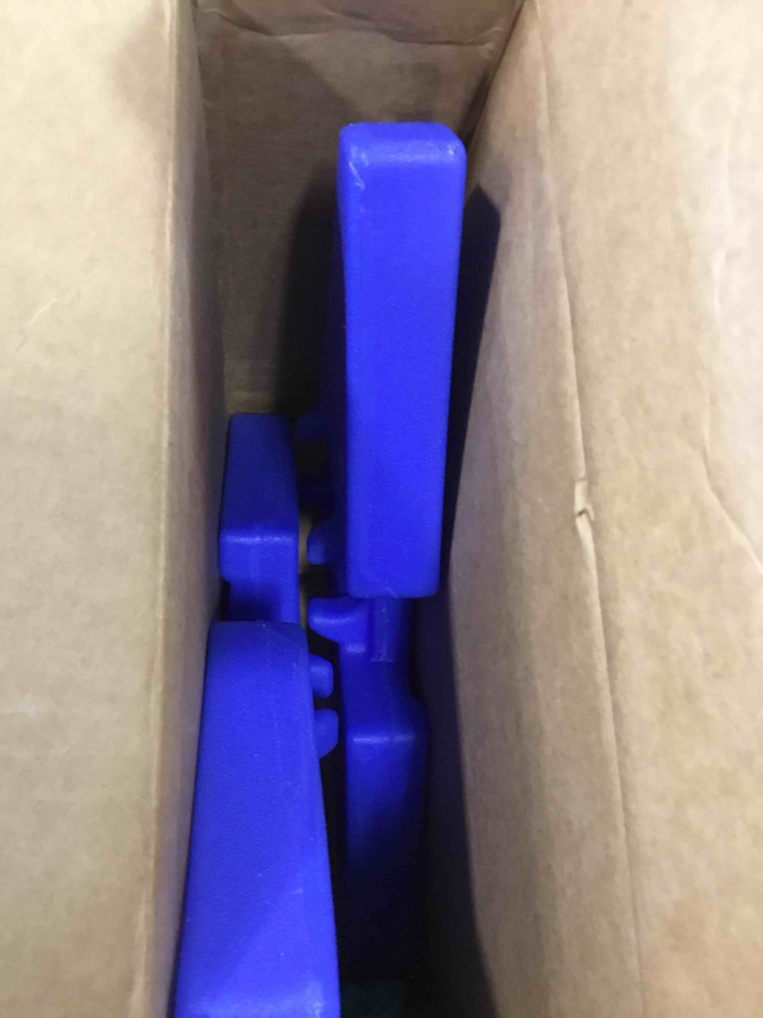 https://s3.amazonaws.com/lotting-images-prod/bidfta/BLU6360223_1711657379690.jpeg