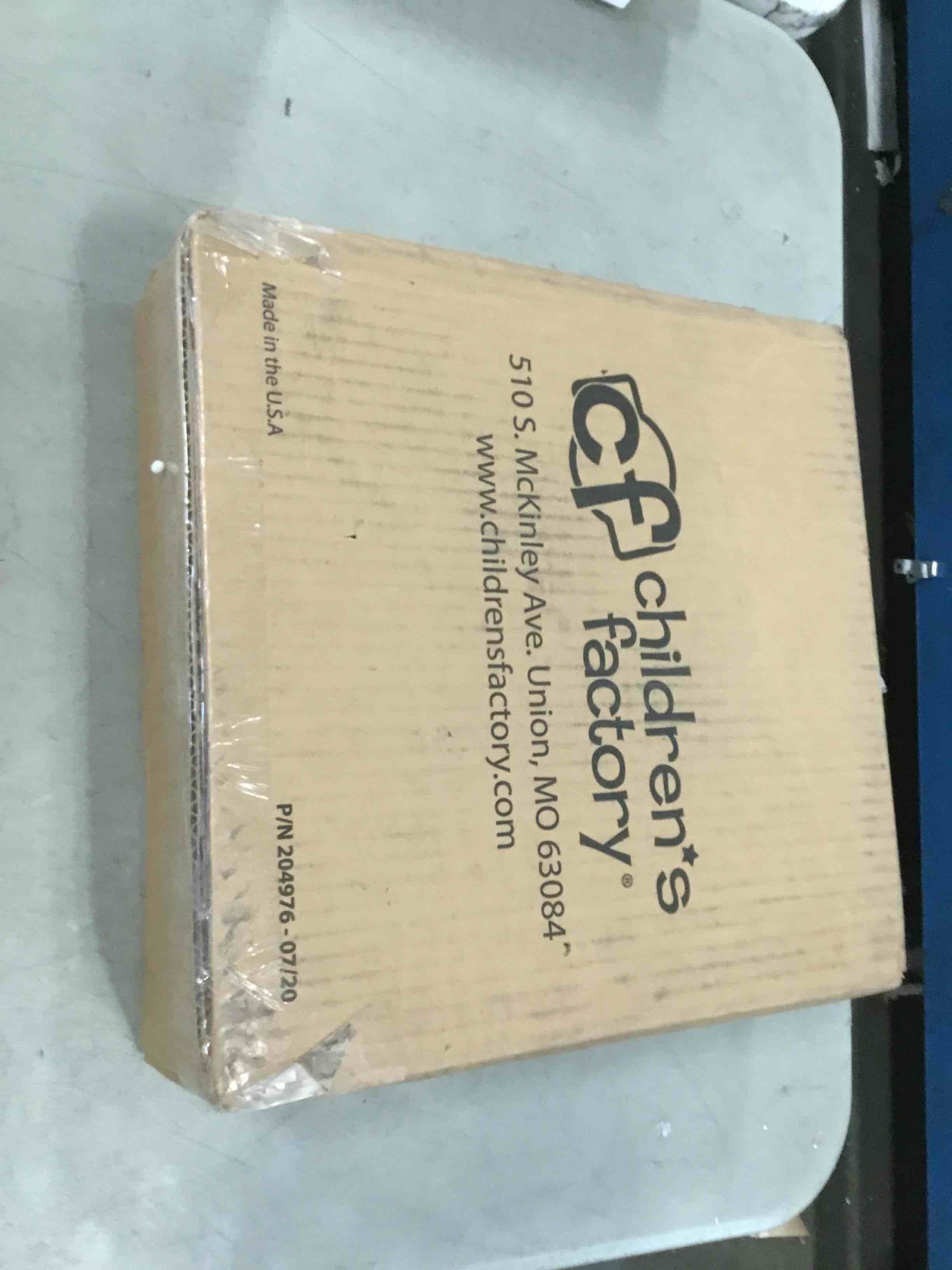 https://s3.amazonaws.com/lotting-images-prod/bidfta/BLU6360223_1711657396795.jpeg