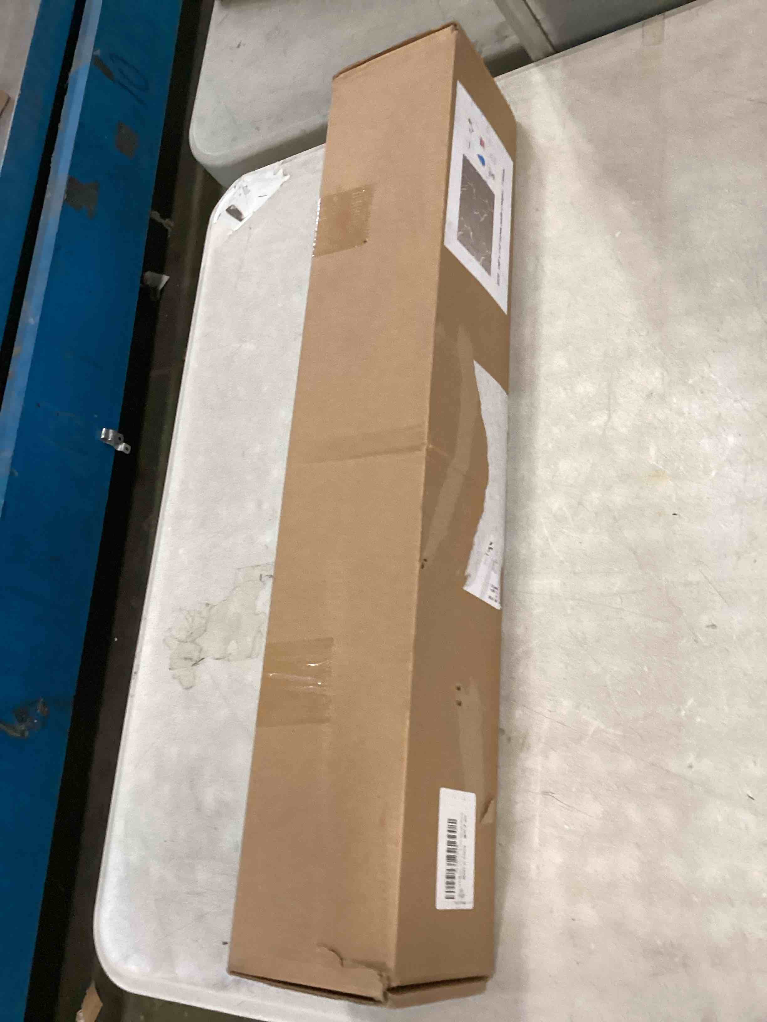 https://s3.amazonaws.com/lotting-images-prod/bidfta/BLU6360293_1711718679356.jpeg