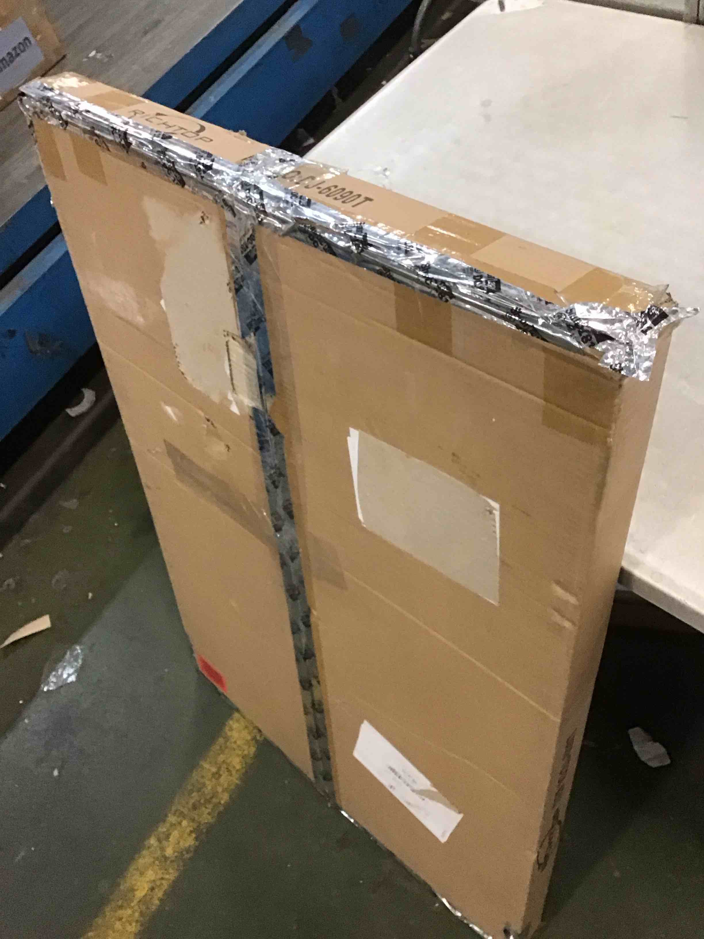 https://s3.amazonaws.com/lotting-images-prod/bidfta/BLU6360404_1711736054908.jpeg