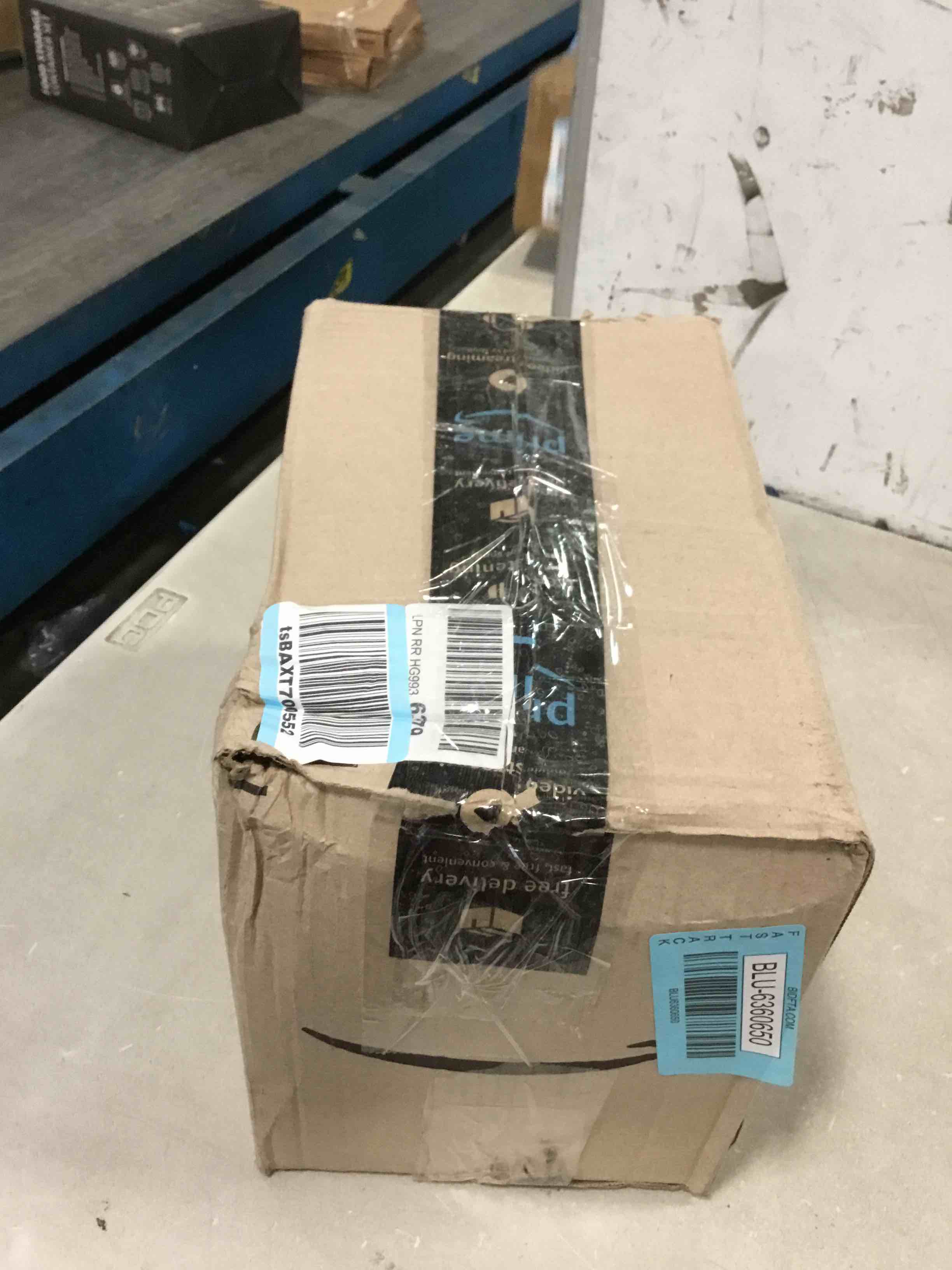 https://s3.amazonaws.com/lotting-images-prod/bidfta/BLU6360650_1711656794478.jpeg