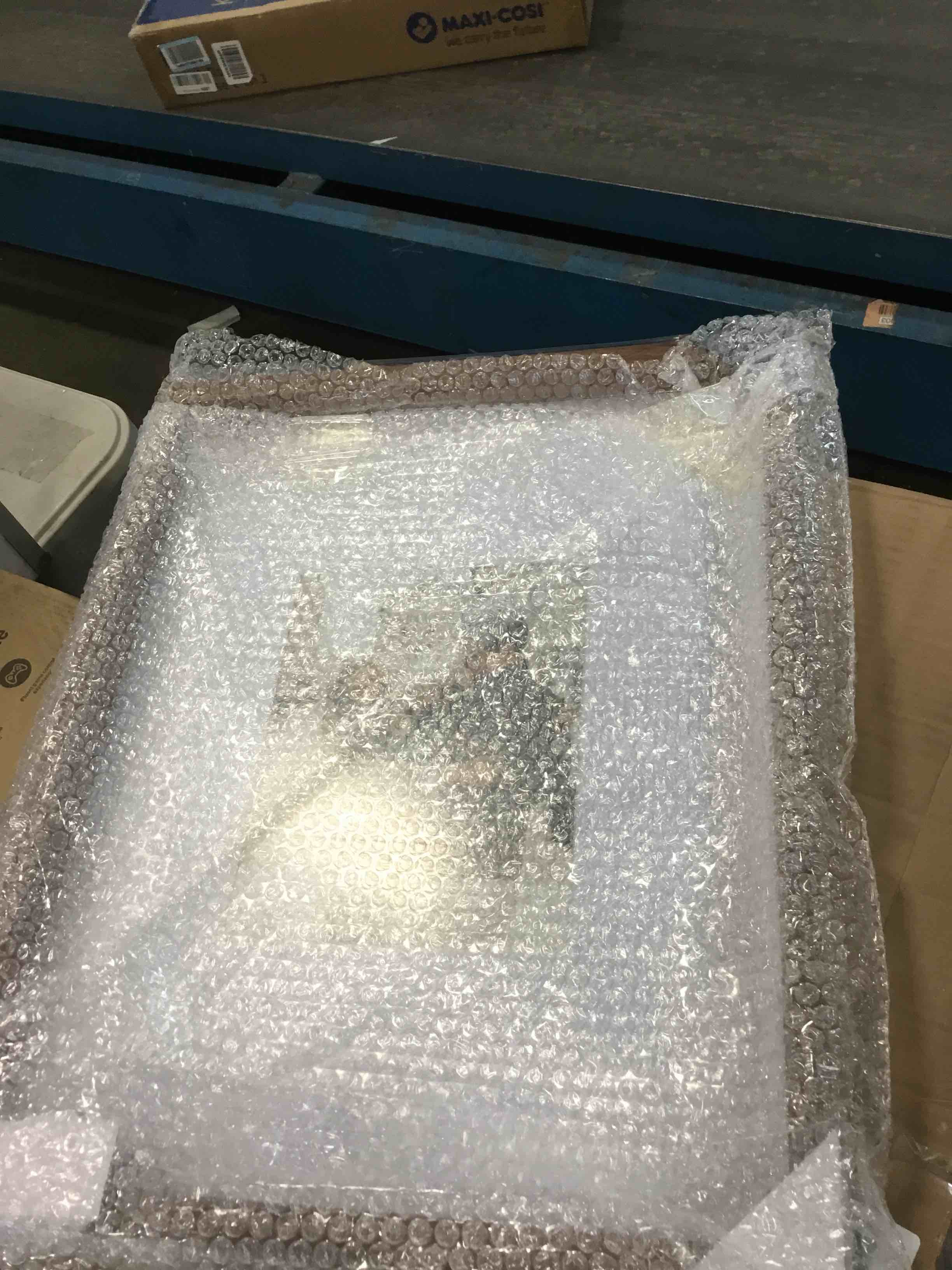 https://s3.amazonaws.com/lotting-images-prod/bidfta/BLU6361137_1712068245617.jpeg