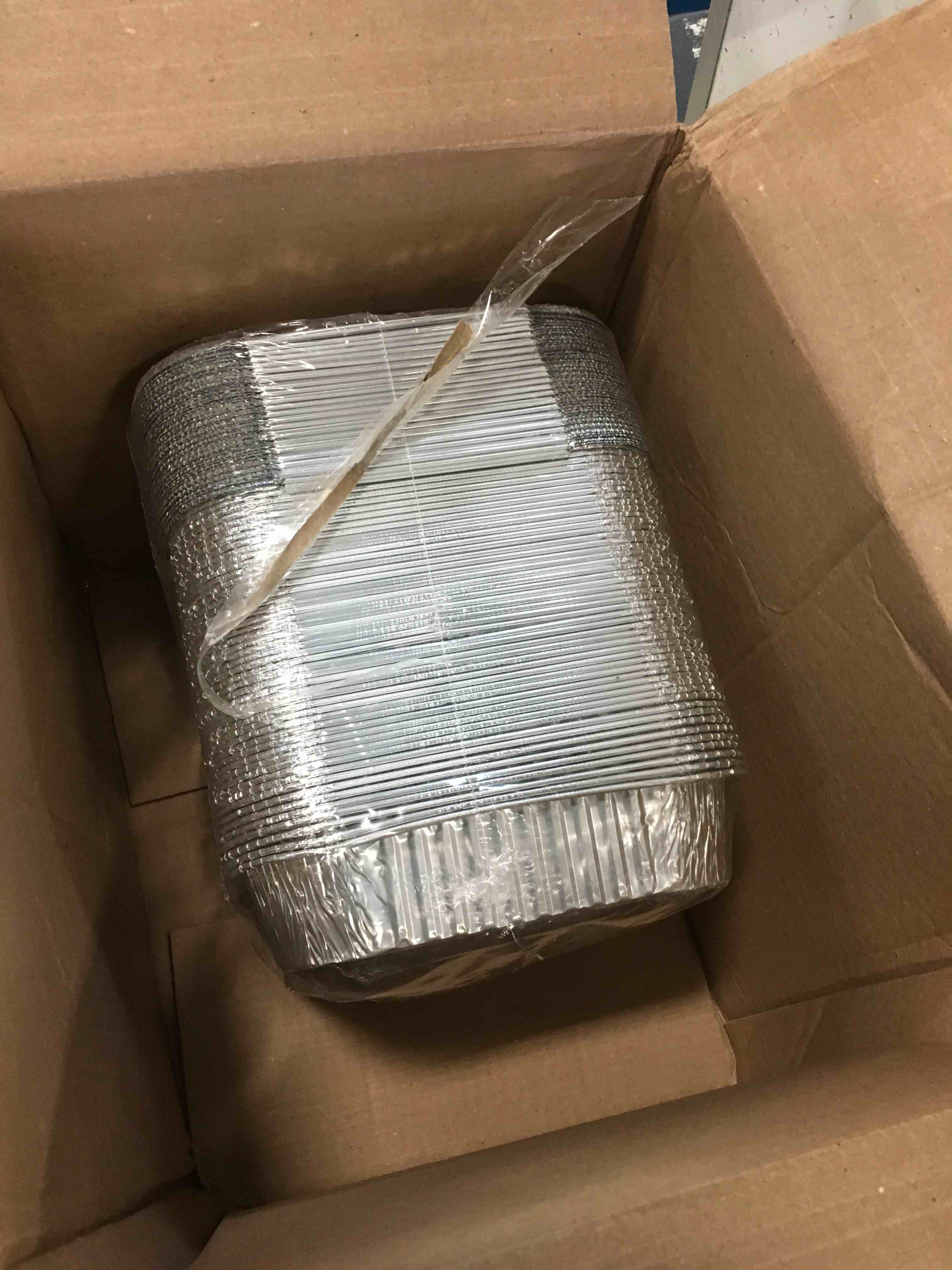 https://s3.amazonaws.com/lotting-images-prod/bidfta/BLU6361387_1712156402323.jpeg