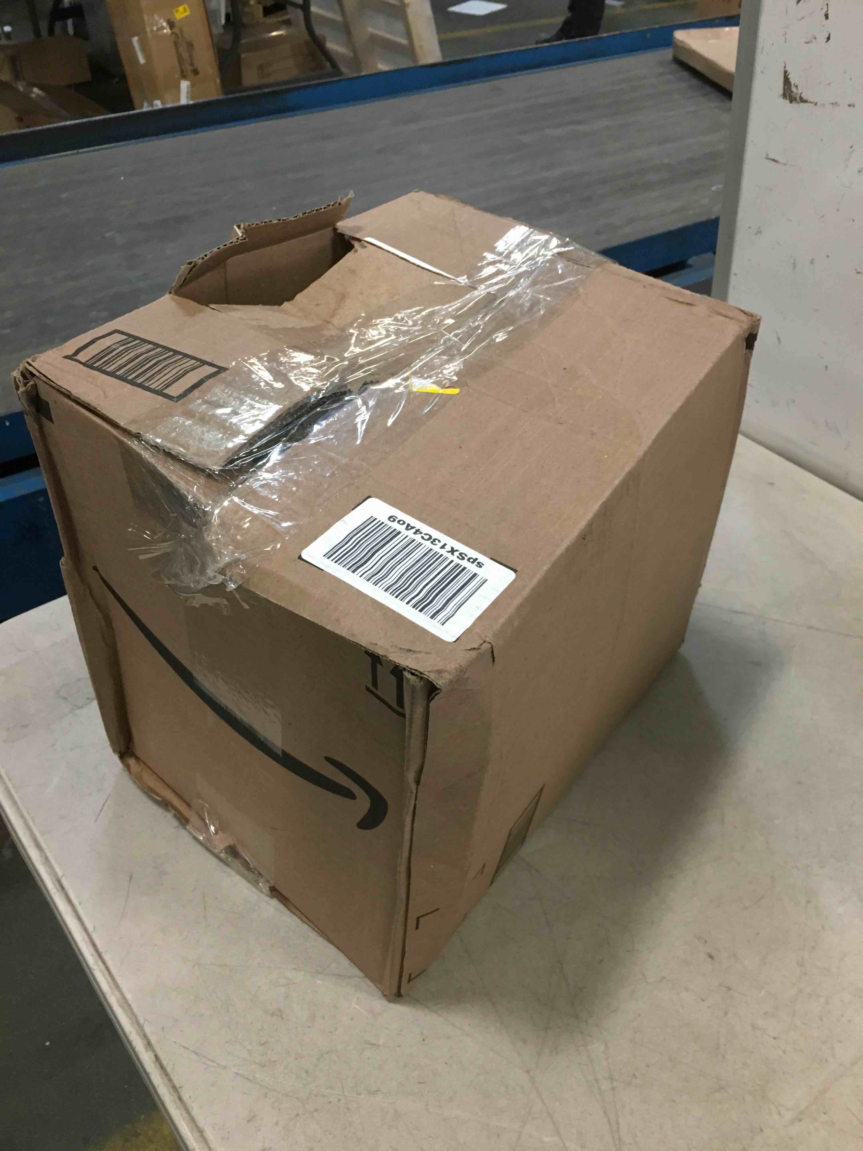 https://s3.amazonaws.com/lotting-images-prod/bidfta/BLU6361387_1712156422447.jpeg