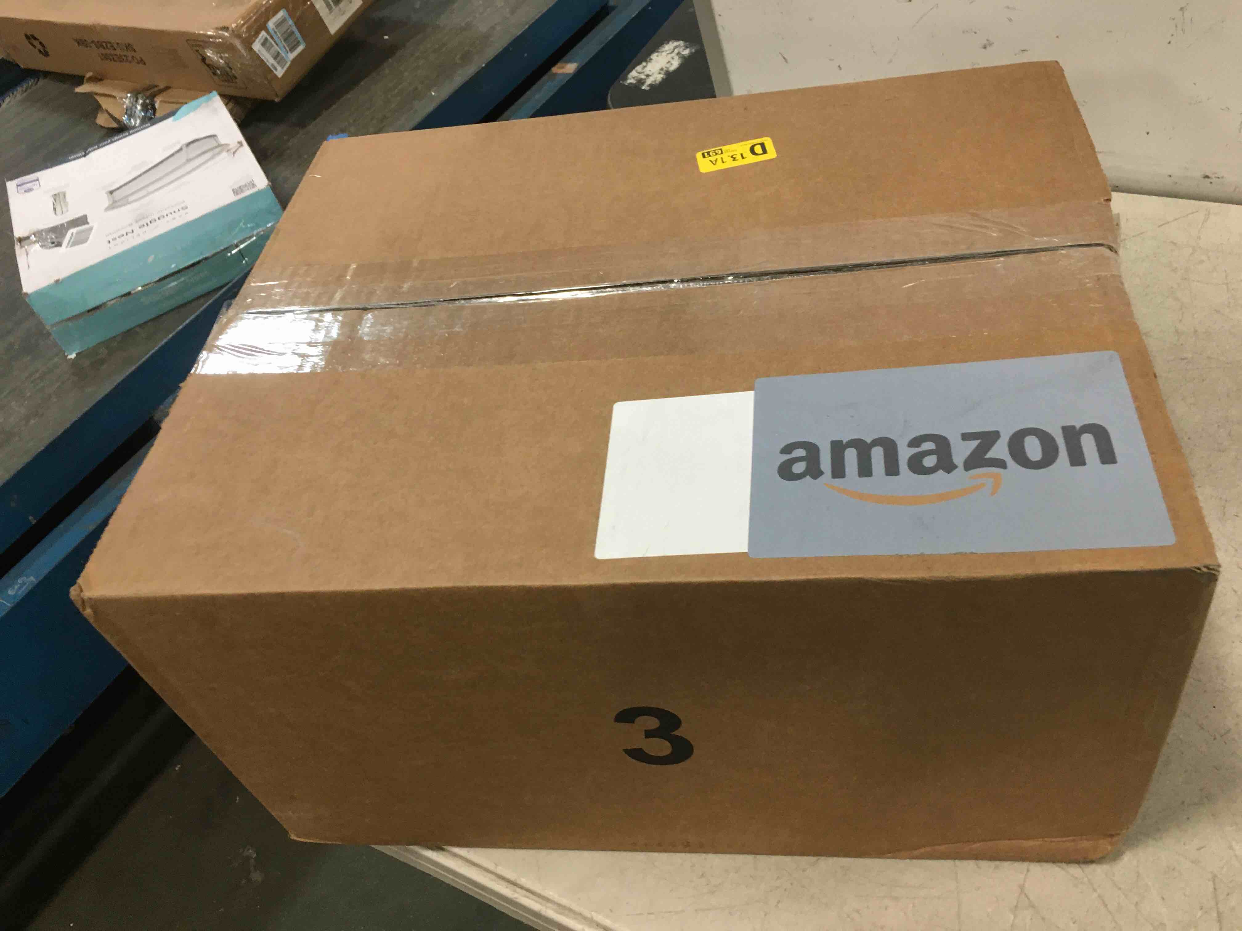 https://s3.amazonaws.com/lotting-images-prod/bidfta/BLU6361395_1712157261793.jpeg