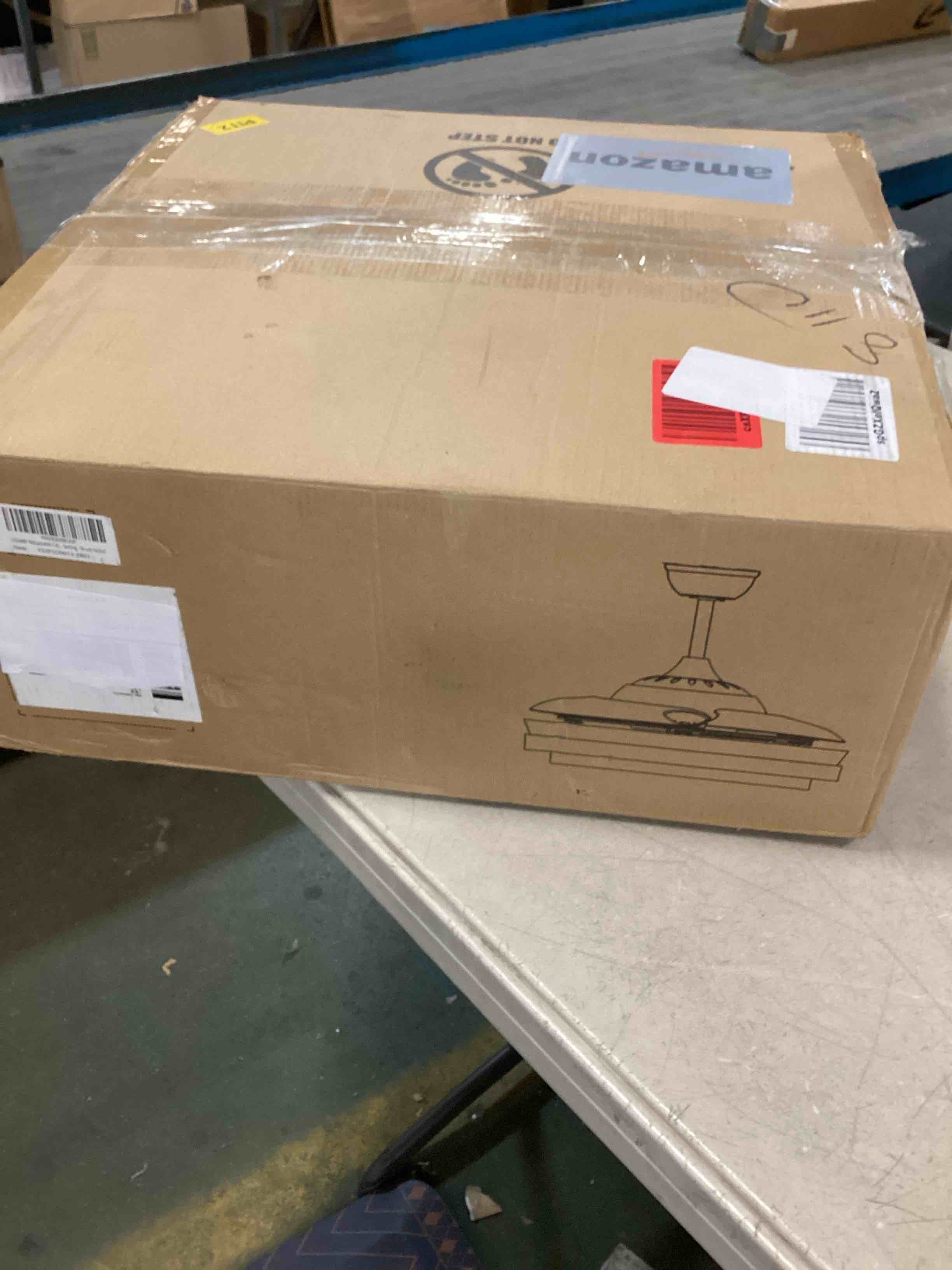 https://s3.amazonaws.com/lotting-images-prod/bidfta/BLU6361507_1712173228175.jpeg