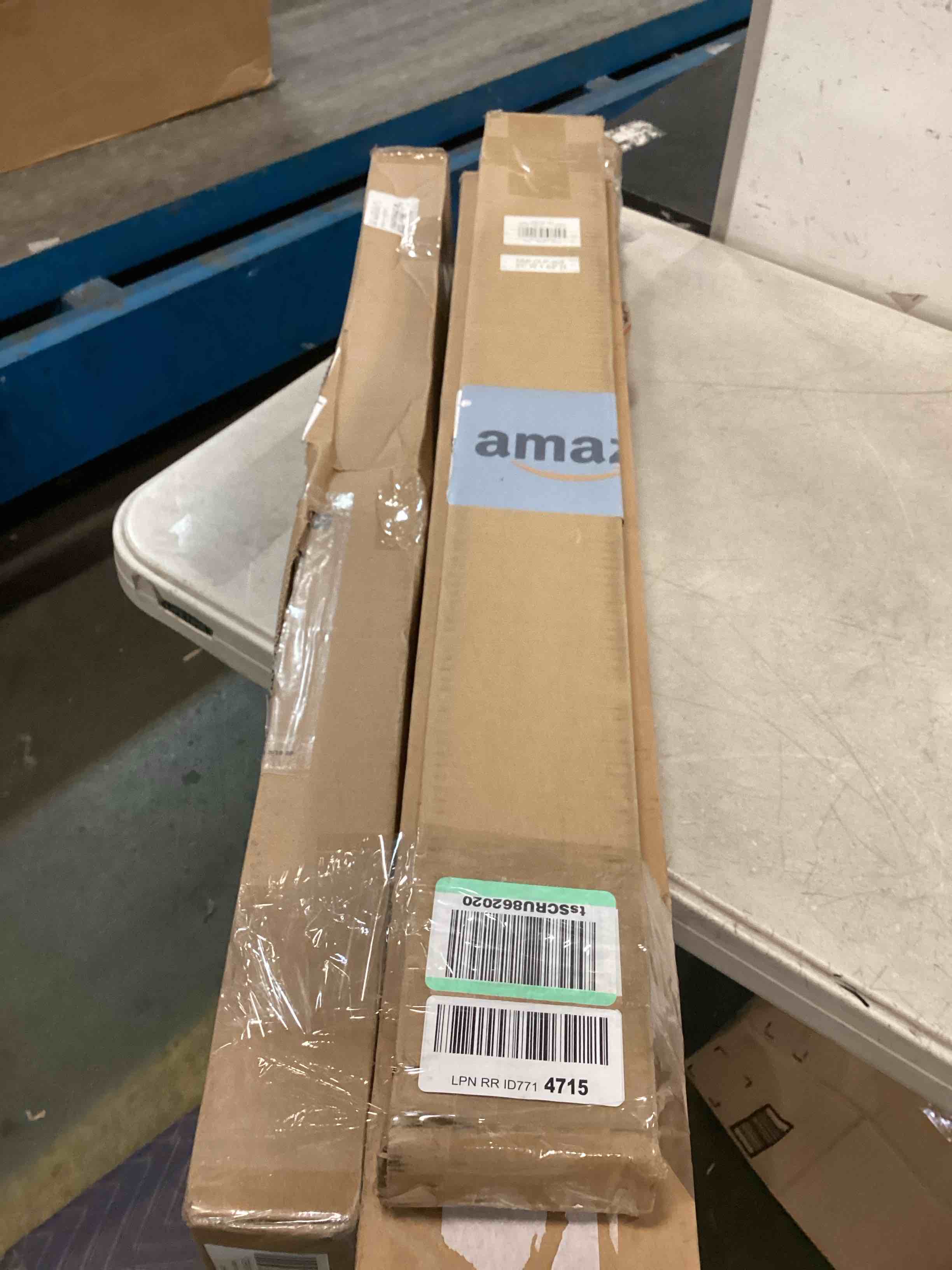https://s3.amazonaws.com/lotting-images-prod/bidfta/BLU6361533_1712175542291.jpeg