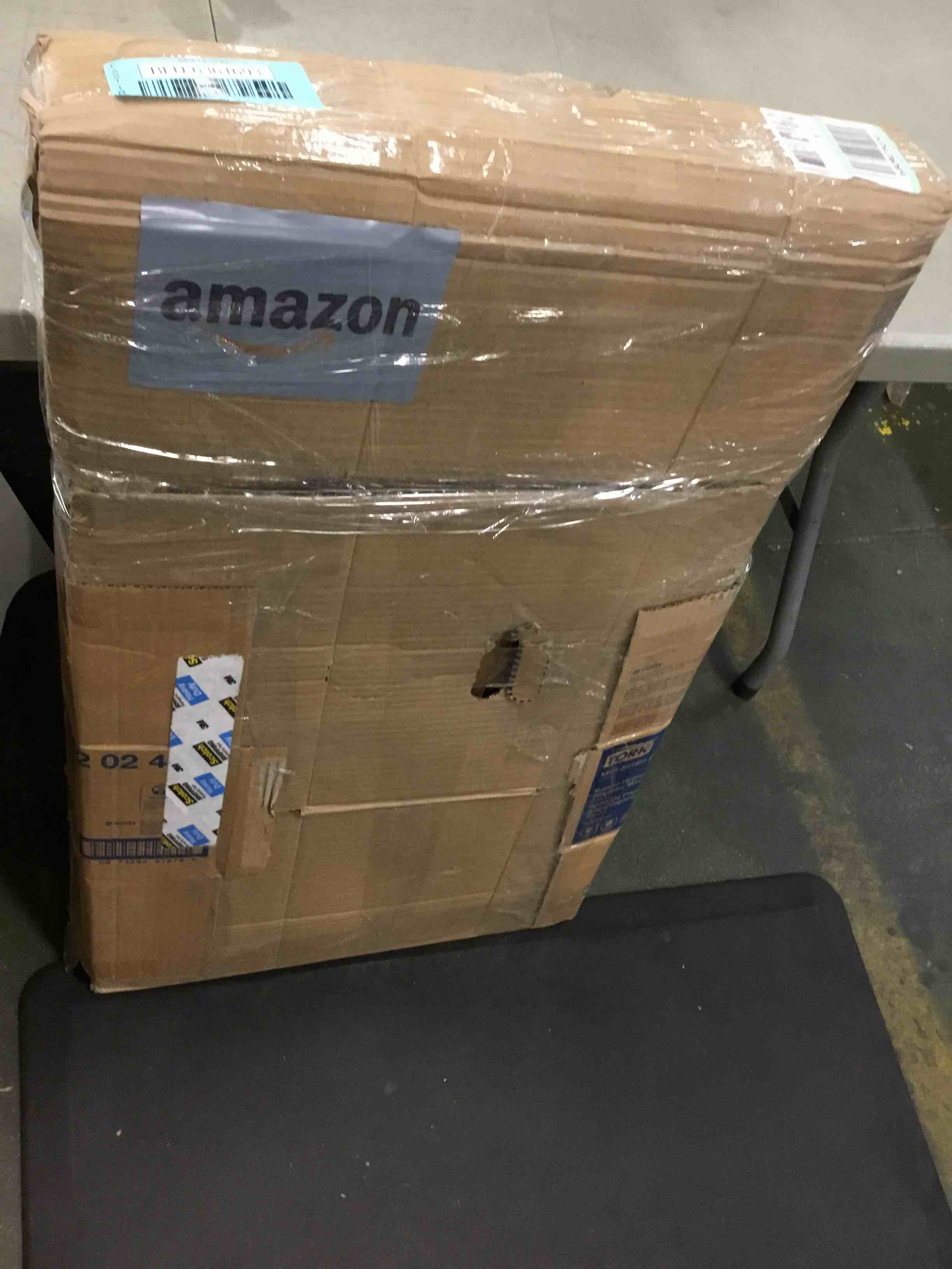 https://s3.amazonaws.com/lotting-images-prod/bidfta/BLU6361693_1712246934198.jpeg