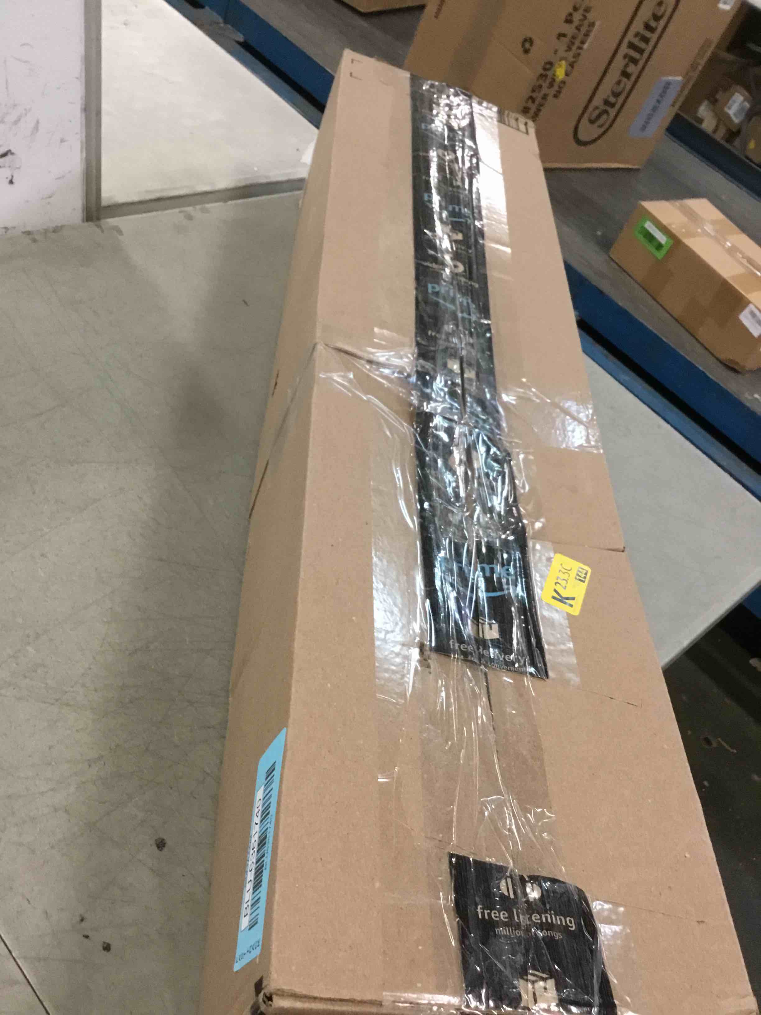 https://s3.amazonaws.com/lotting-images-prod/bidfta/BLU6361740_1712255640016.jpeg
