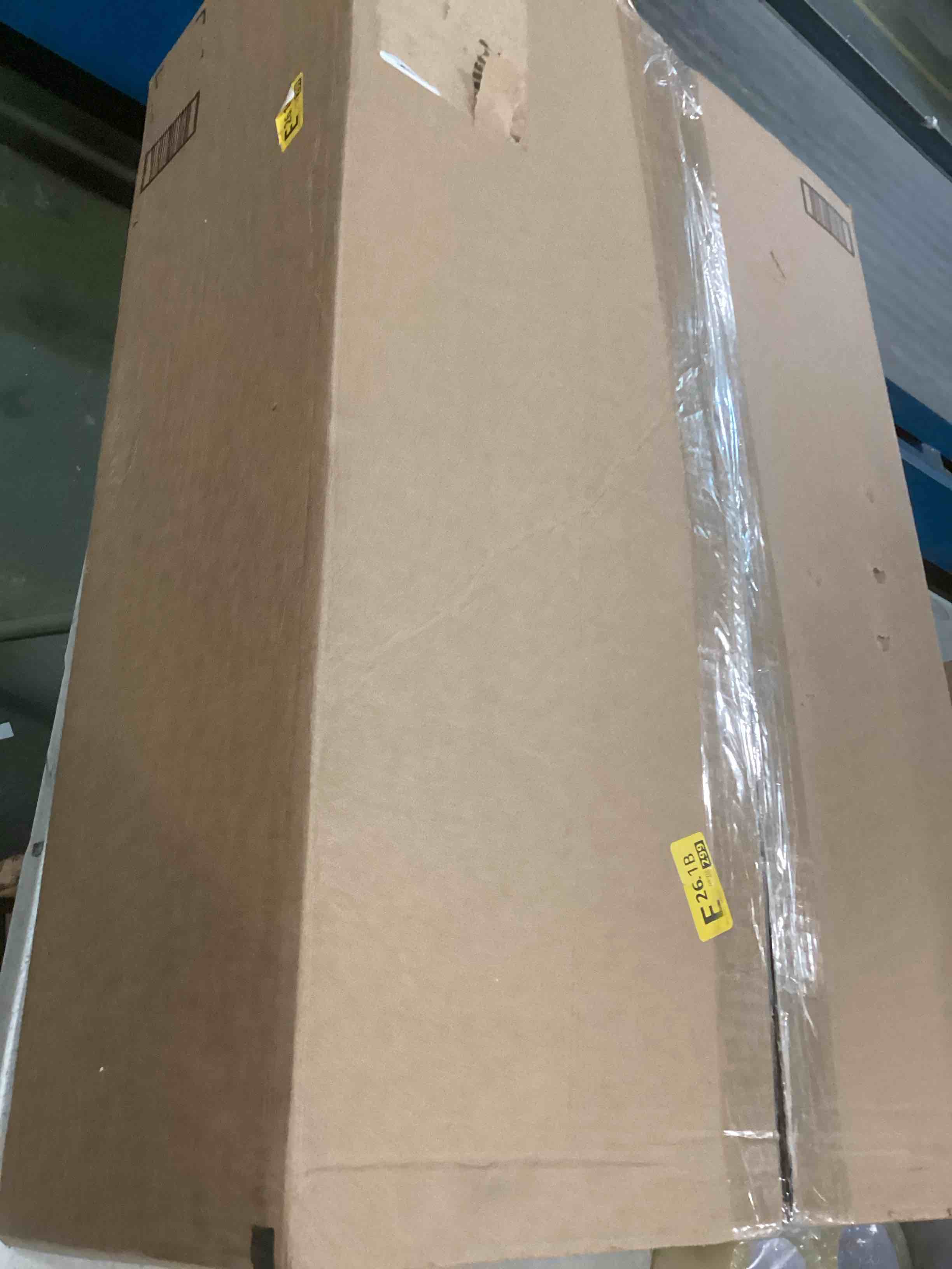 https://s3.amazonaws.com/lotting-images-prod/bidfta/BLU6363707_1711627559476.jpeg