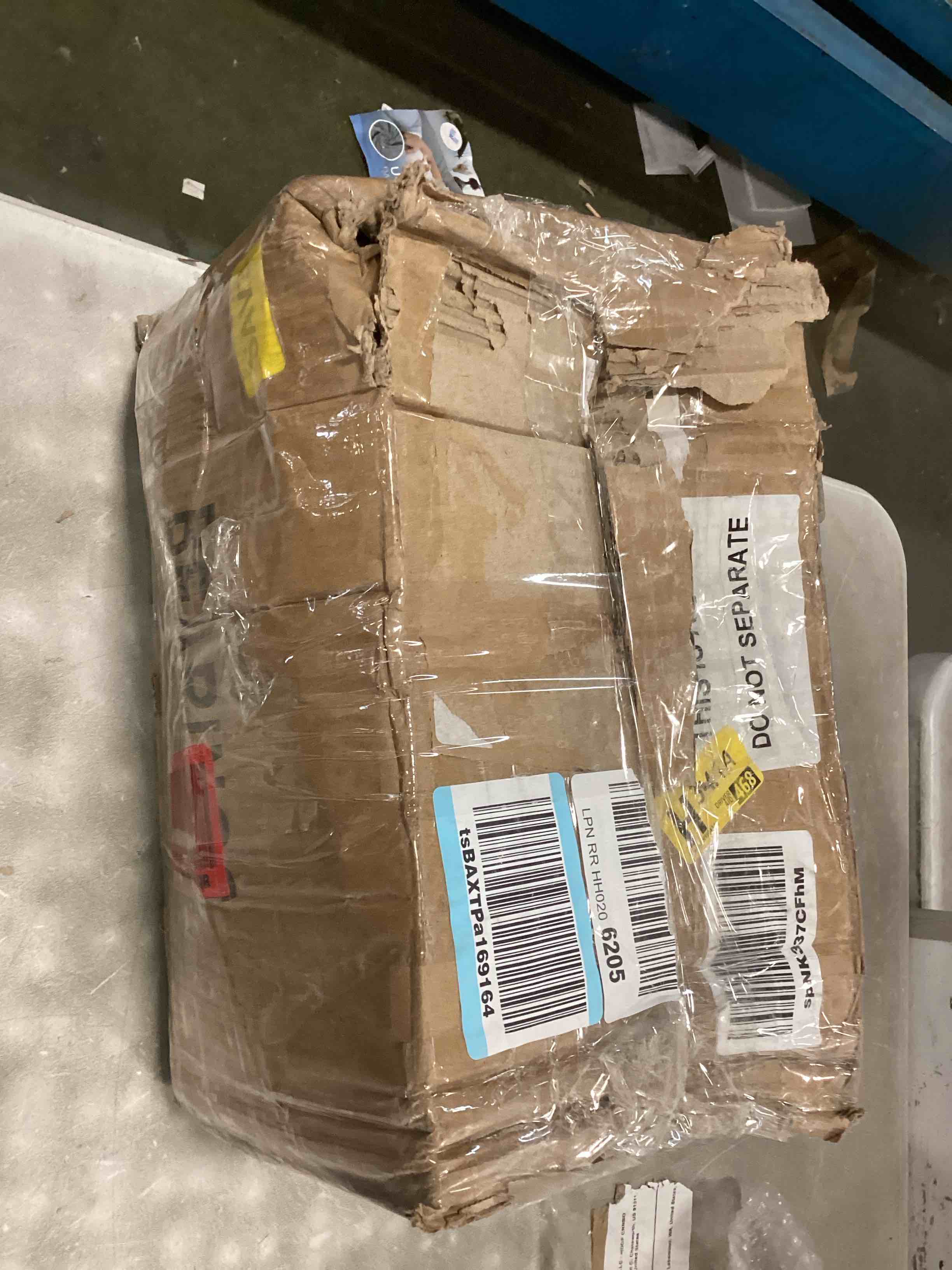 https://s3.amazonaws.com/lotting-images-prod/bidfta/BLU6364324_1711985431757.jpeg