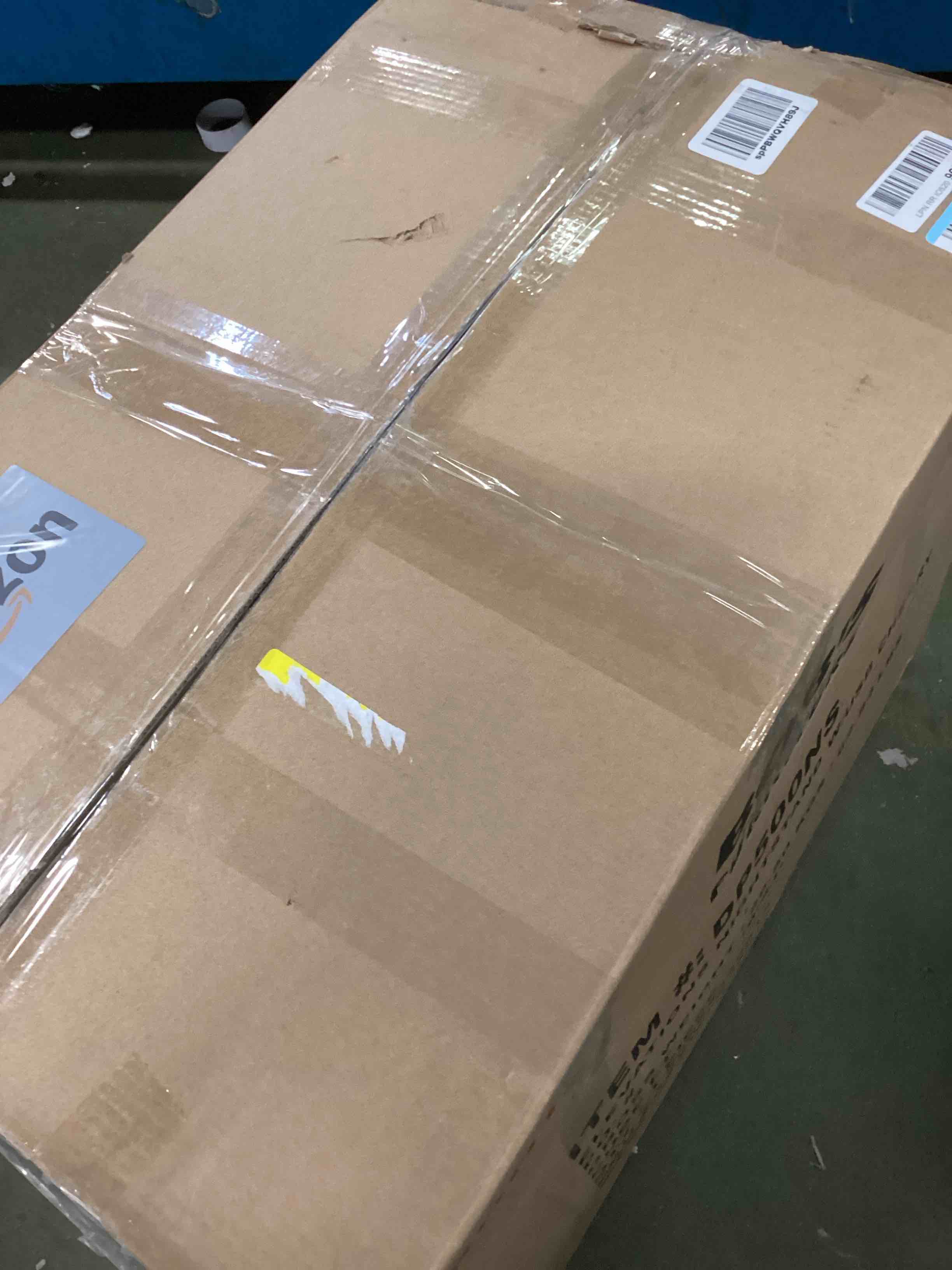 https://s3.amazonaws.com/lotting-images-prod/bidfta/BLU6364481_1712174824272.jpeg