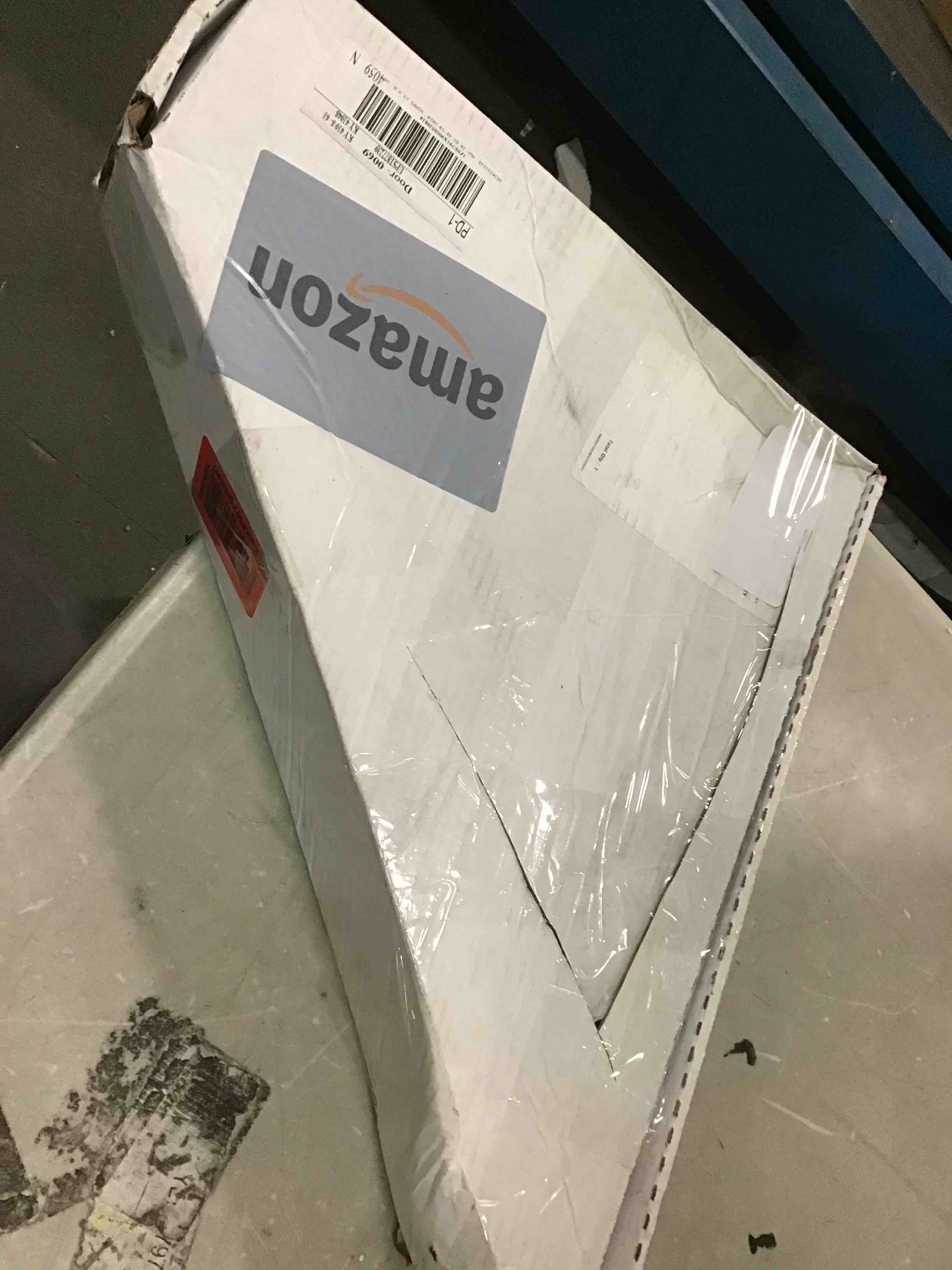 https://s3.amazonaws.com/lotting-images-prod/bidfta/BLU6365826_1711714440839.jpeg