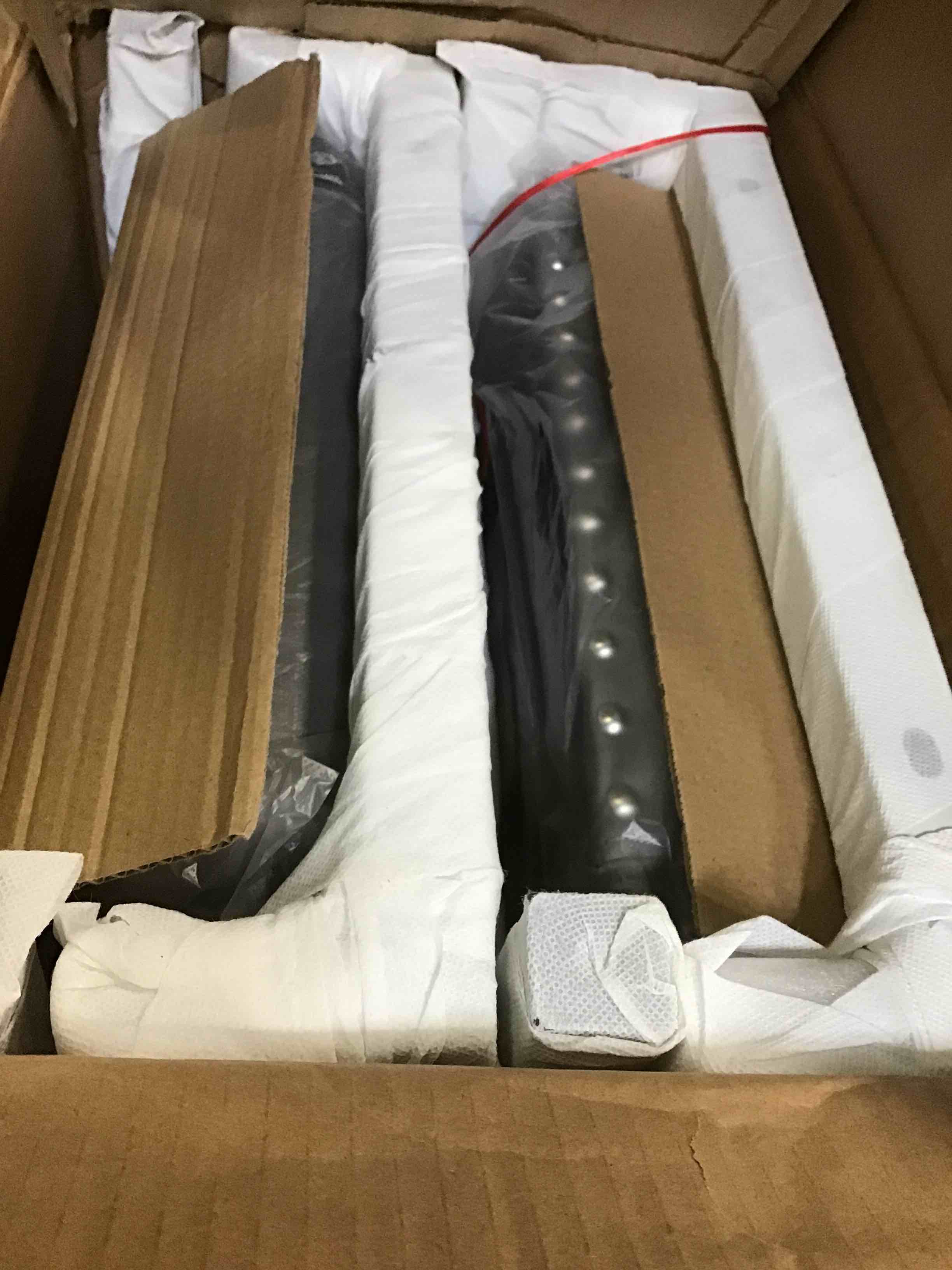 https://s3.amazonaws.com/lotting-images-prod/bidfta/BLU6366202_1711995004186.jpeg
