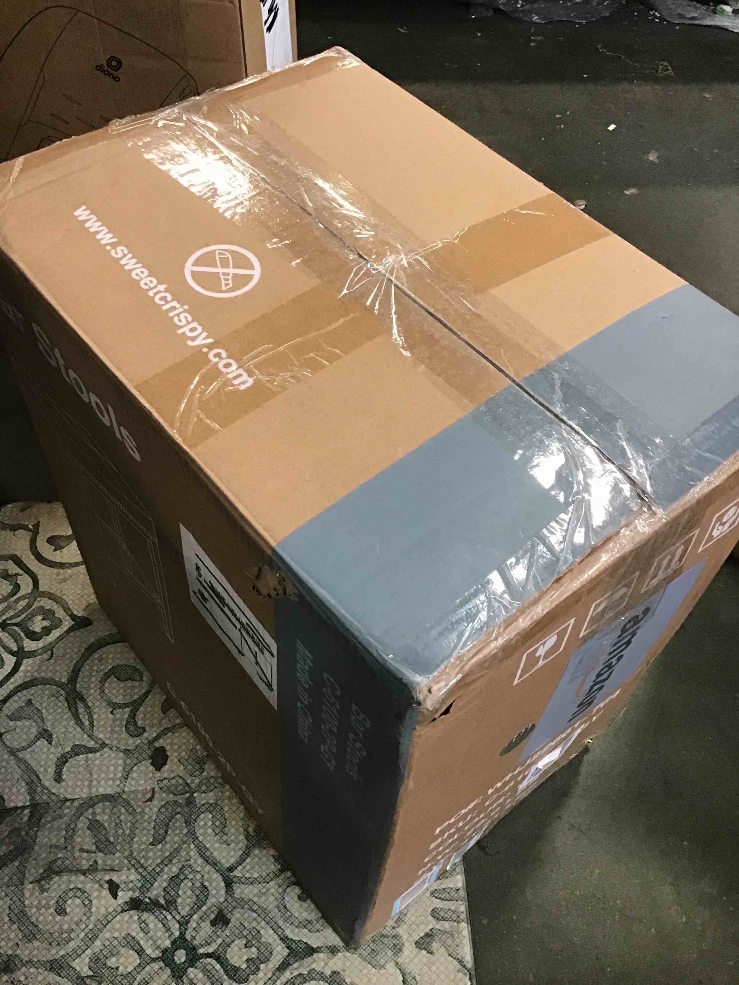 https://s3.amazonaws.com/lotting-images-prod/bidfta/BLU6366202_1711995027249.jpeg