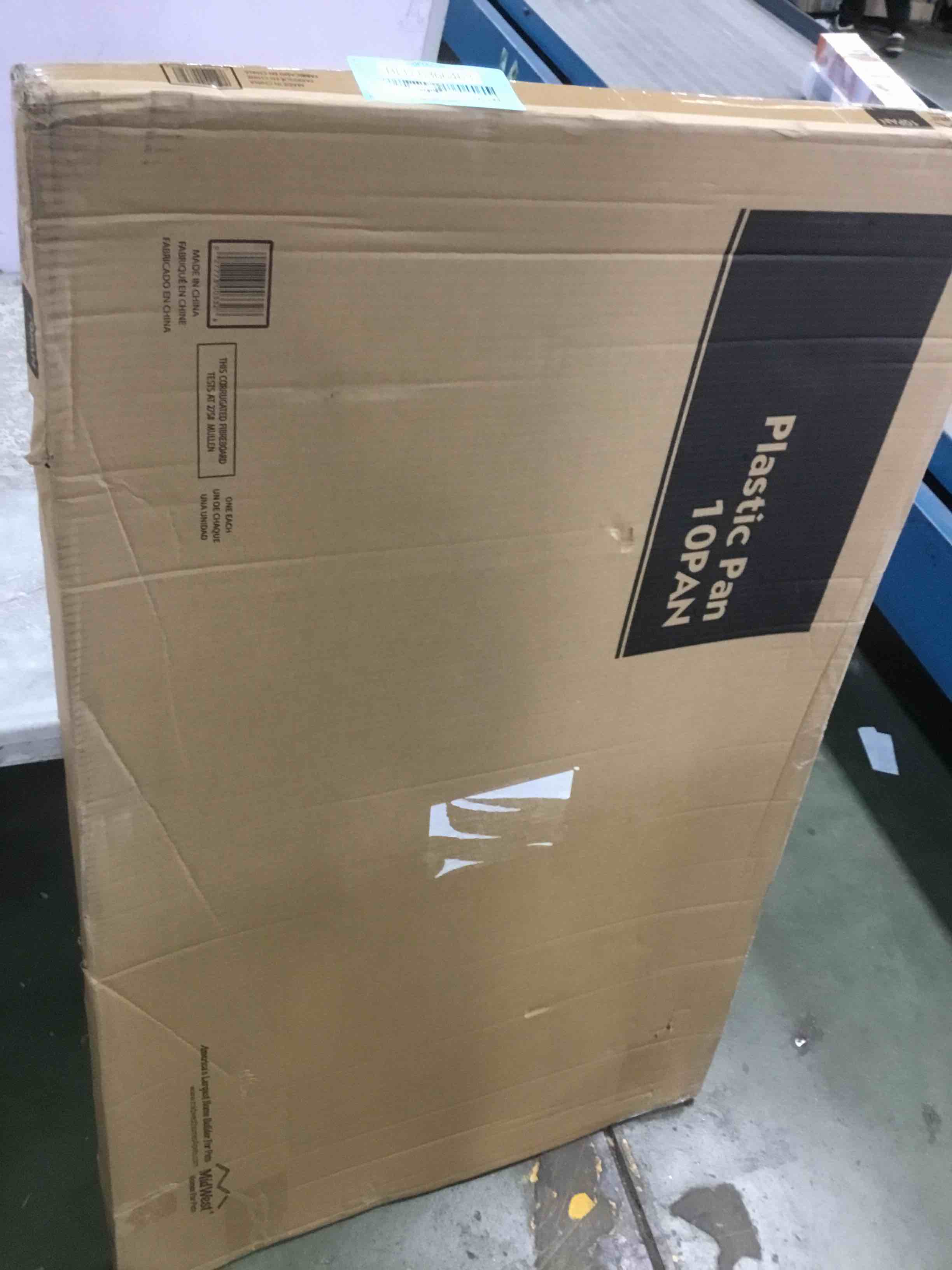 https://s3.amazonaws.com/lotting-images-prod/bidfta/BLU6366463_1711129732996.jpeg