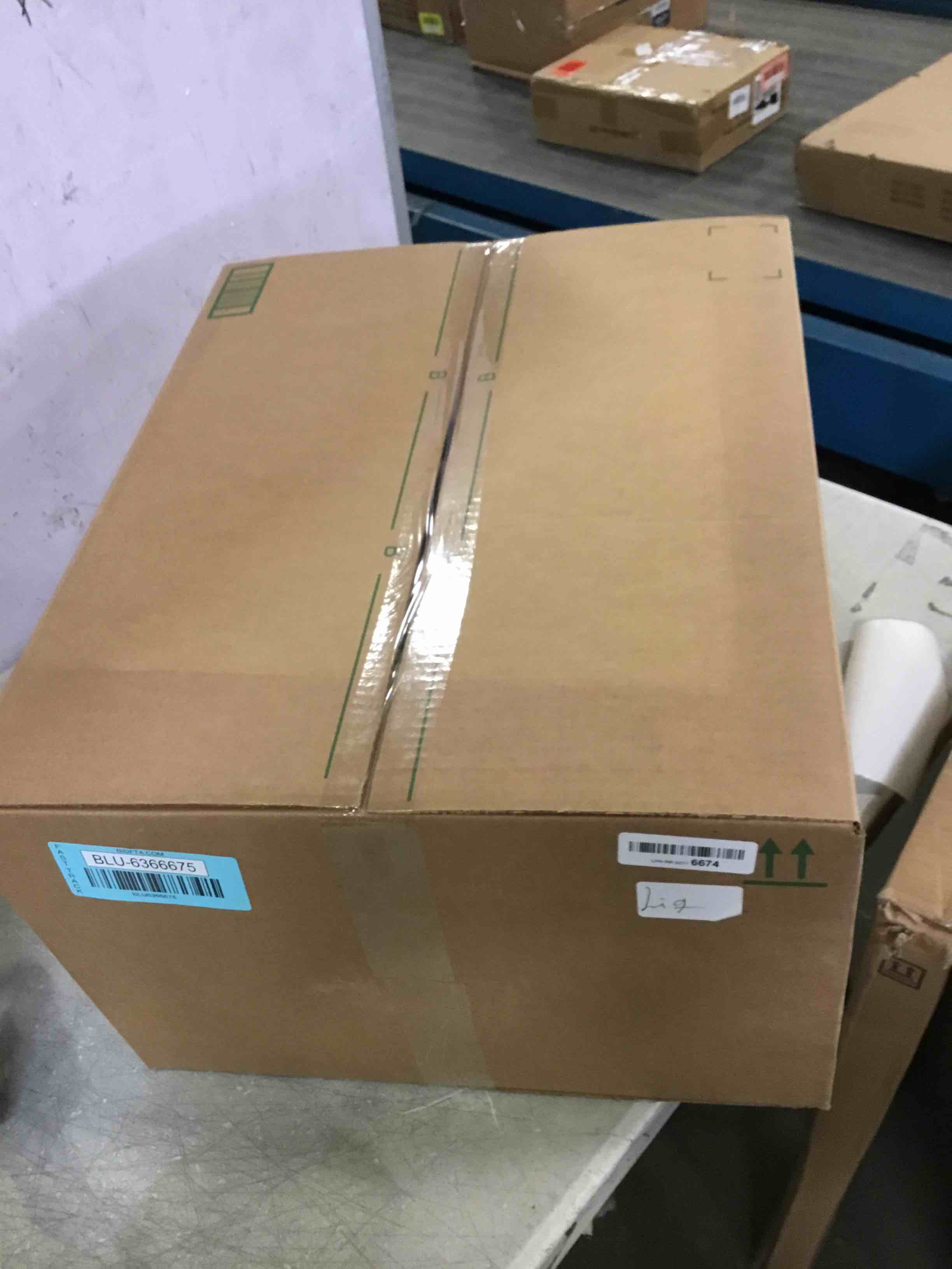 https://s3.amazonaws.com/lotting-images-prod/bidfta/BLU6366675_1711380452333.jpeg