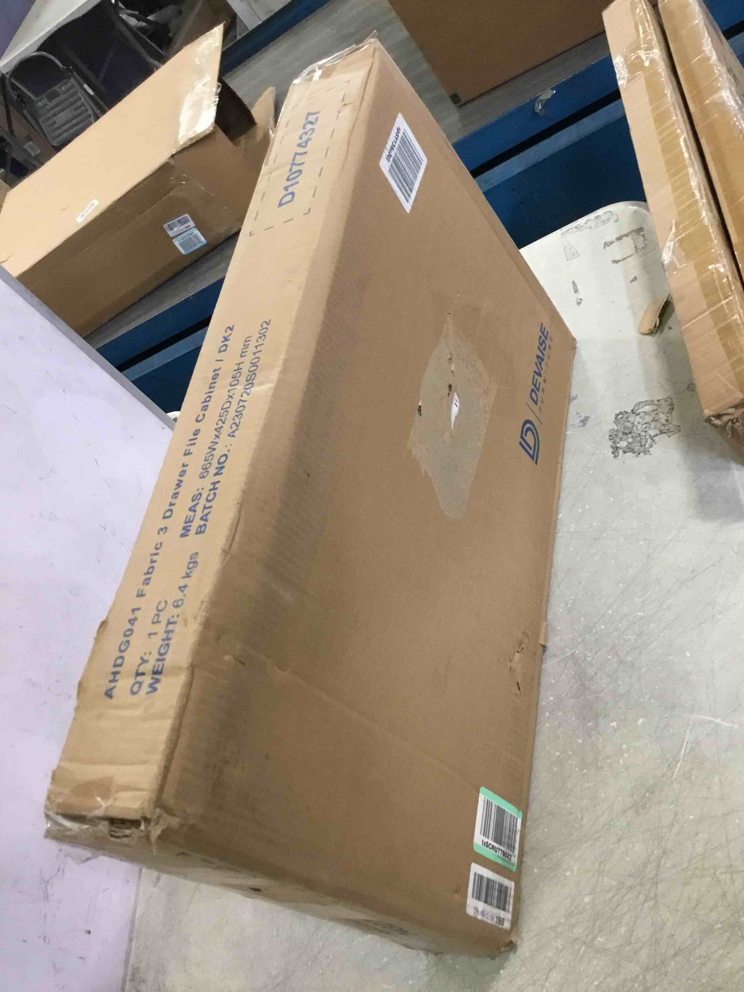 https://s3.amazonaws.com/lotting-images-prod/bidfta/BLU6366707_1711387732101.jpeg