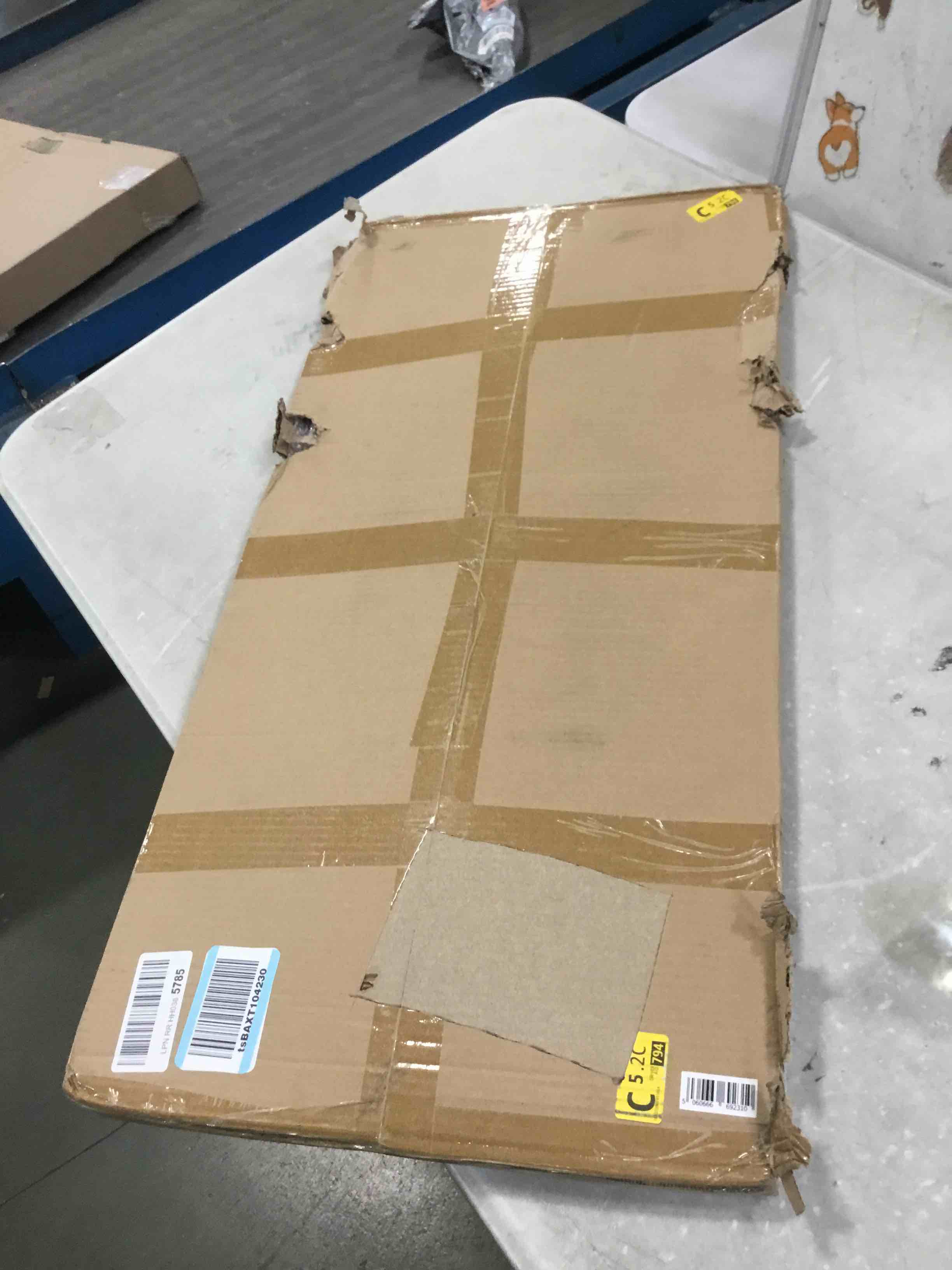https://s3.amazonaws.com/lotting-images-prod/bidfta/BLU6366857_1711465751677.jpeg