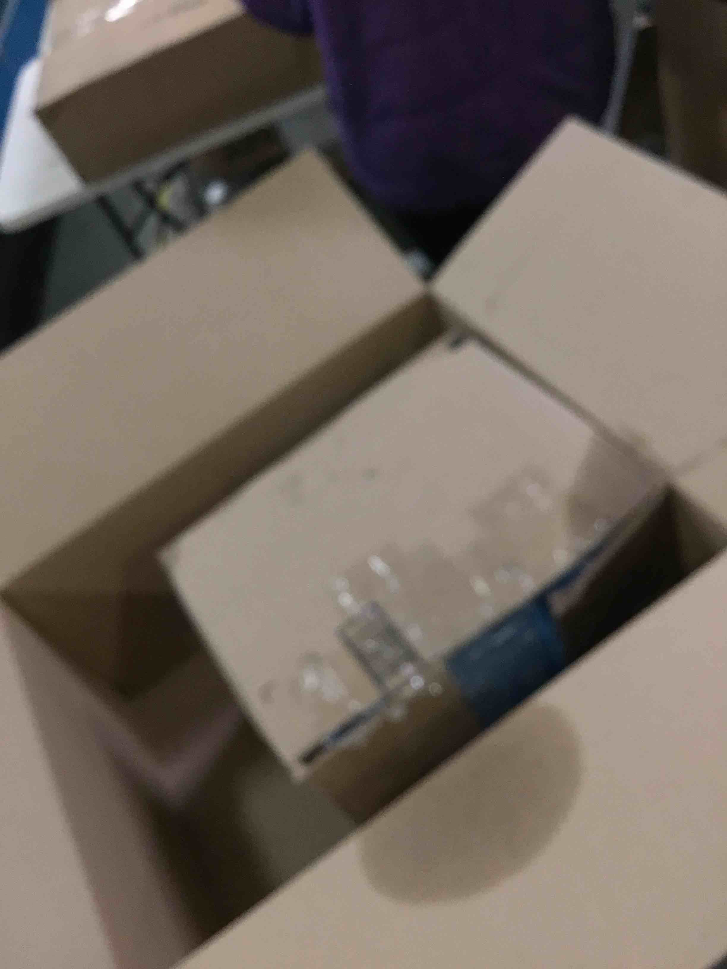 https://s3.amazonaws.com/lotting-images-prod/bidfta/BLU6367515_1711723782248.jpeg
