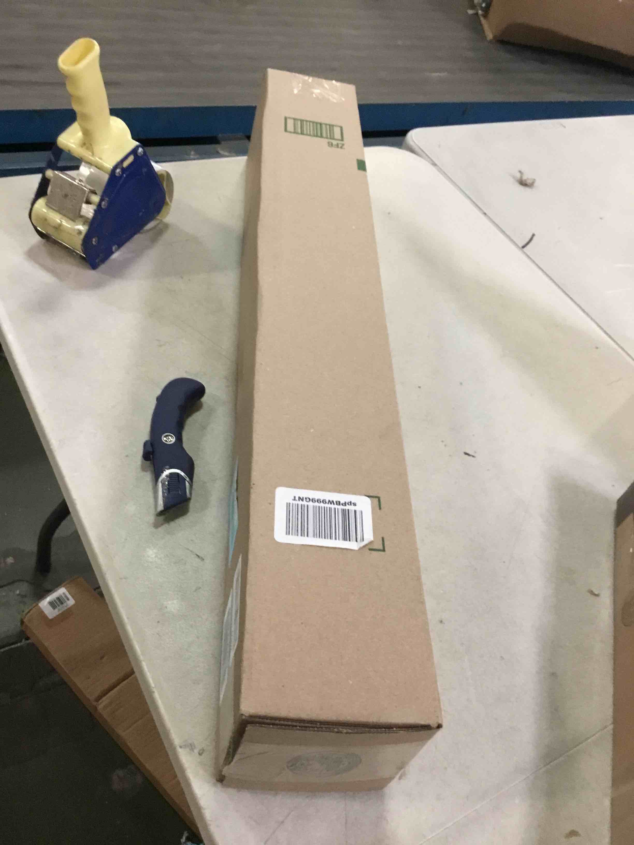 https://s3.amazonaws.com/lotting-images-prod/bidfta/BLU6367800_1711986468610.jpeg
