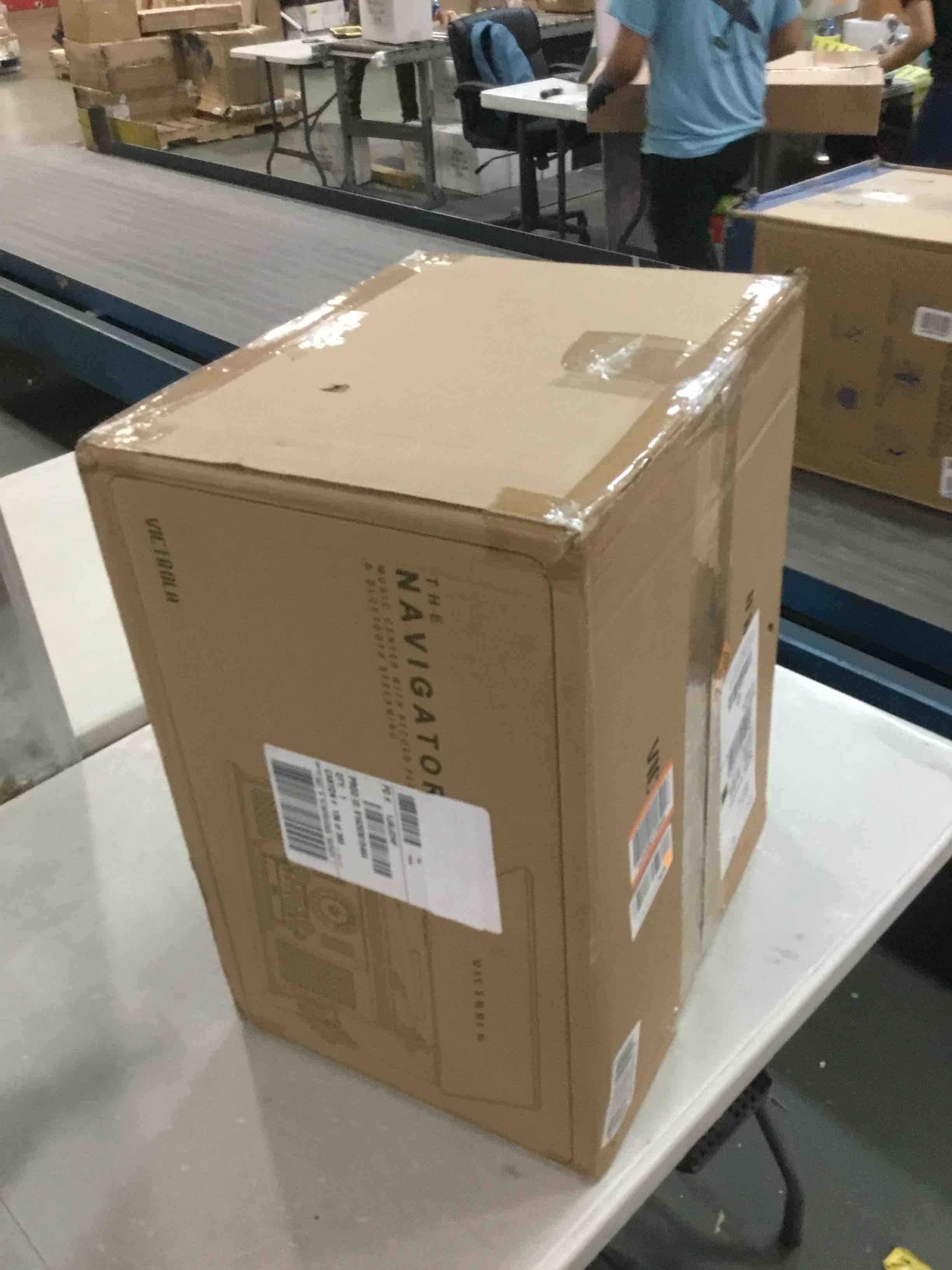 https://s3.amazonaws.com/lotting-images-prod/bidfta/BLU6367940_1712059672474.jpeg
