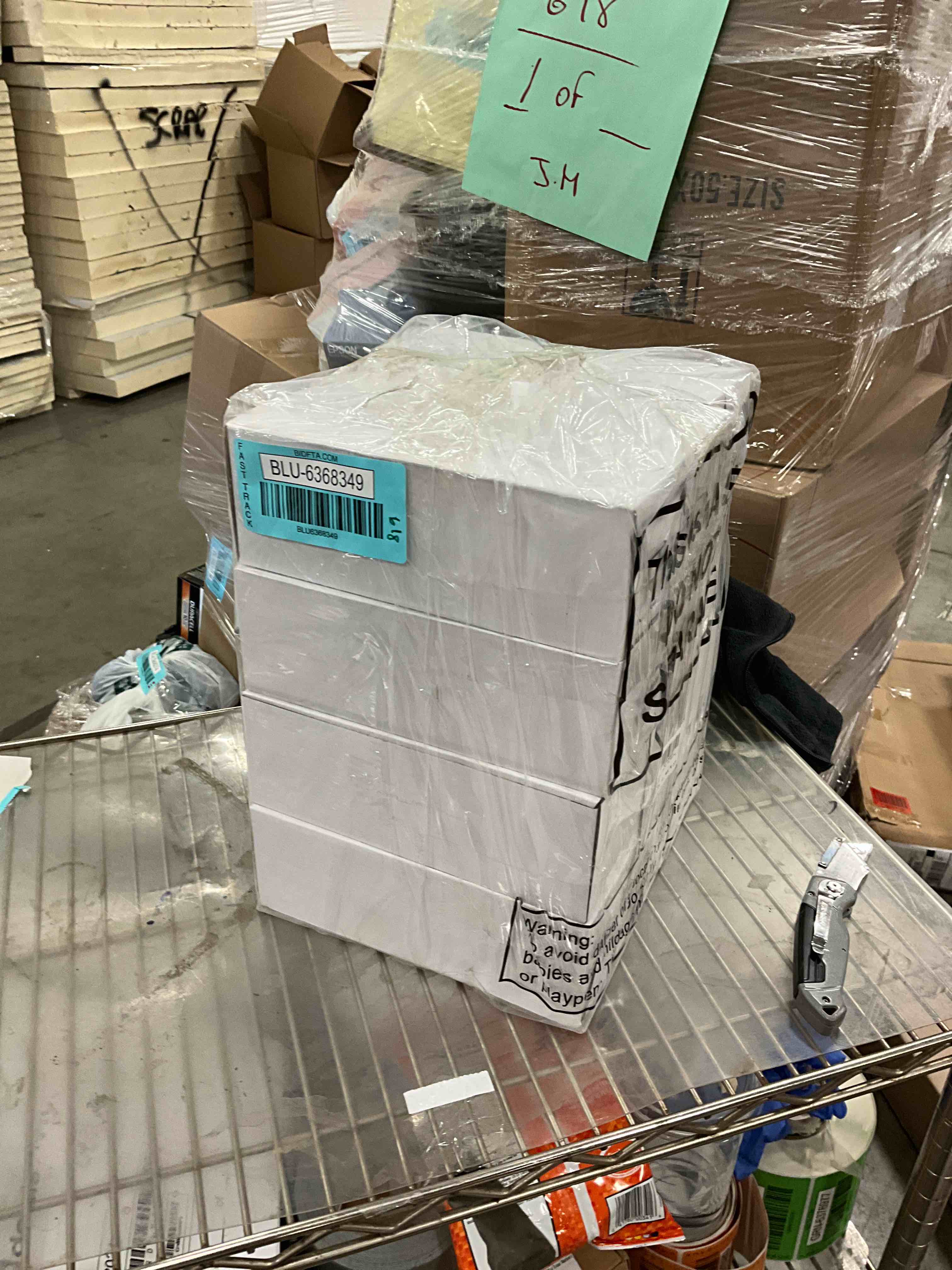 https://s3.amazonaws.com/lotting-images-prod/bidfta/BLU6368349_1713819457468.jpeg