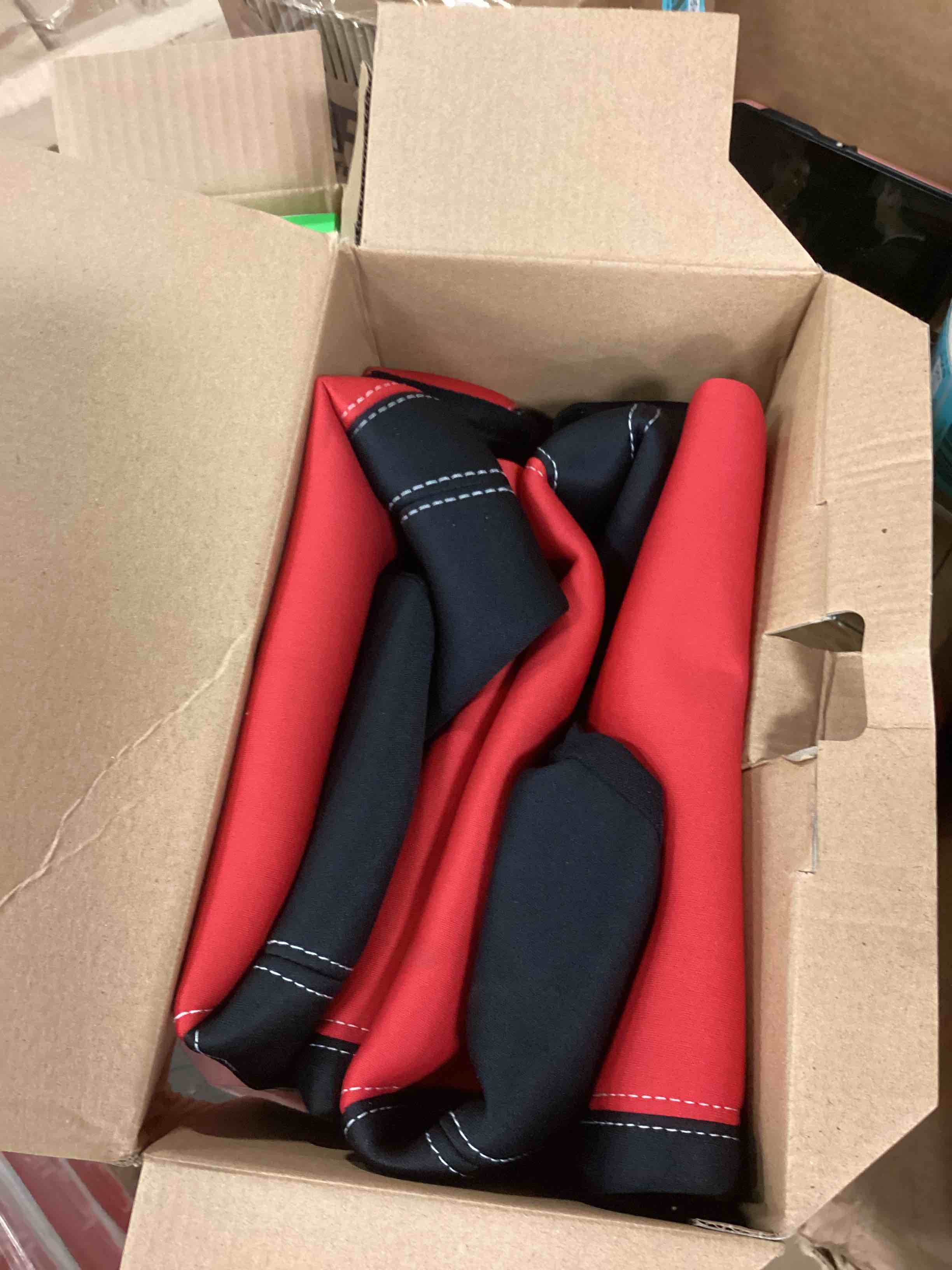 https://s3.amazonaws.com/lotting-images-prod/bidfta/BLU6369443_1715014342403.jpeg