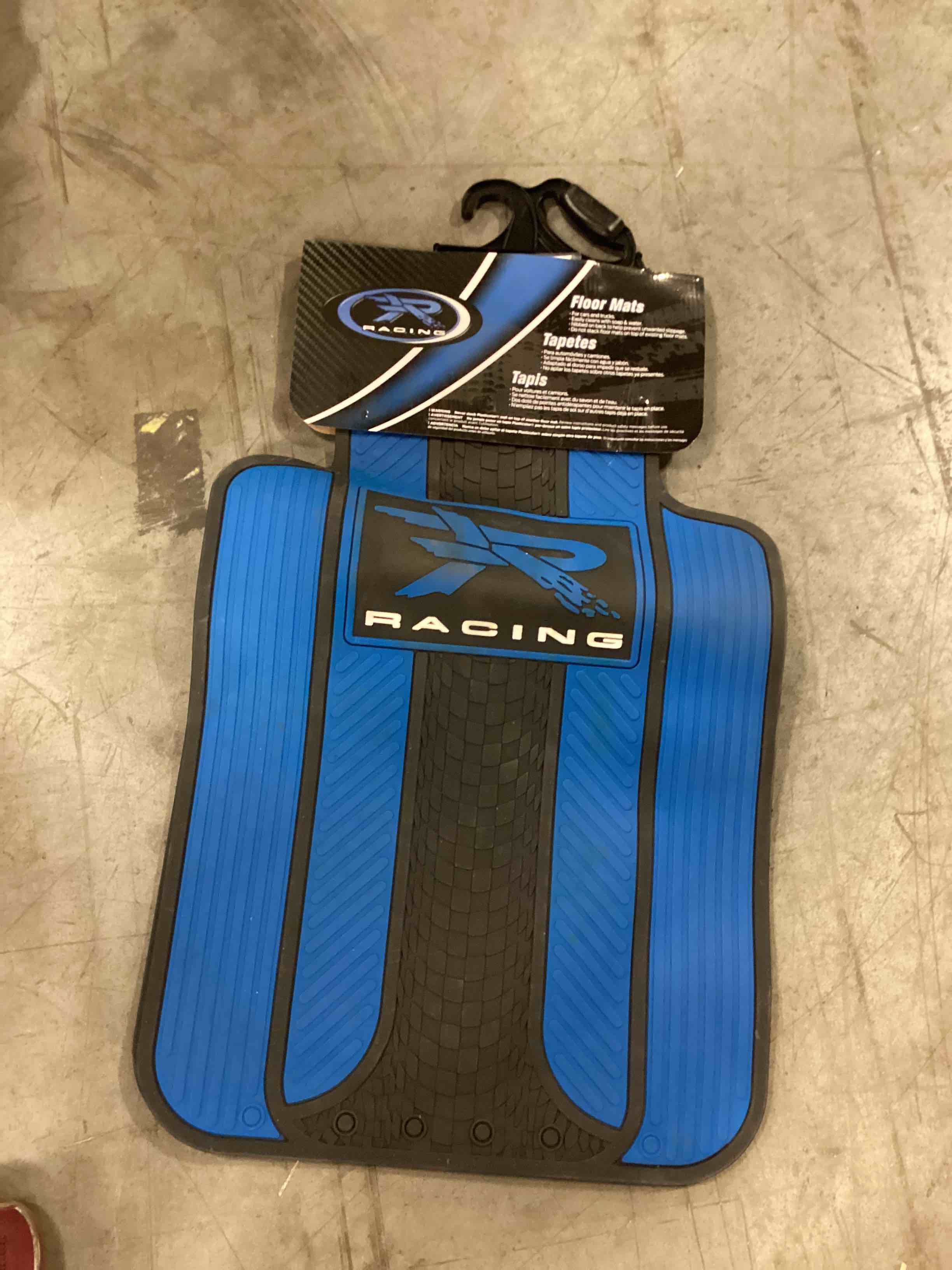https://s3.amazonaws.com/lotting-images-prod/bidfta/BLU6369673_1715283516838.jpeg