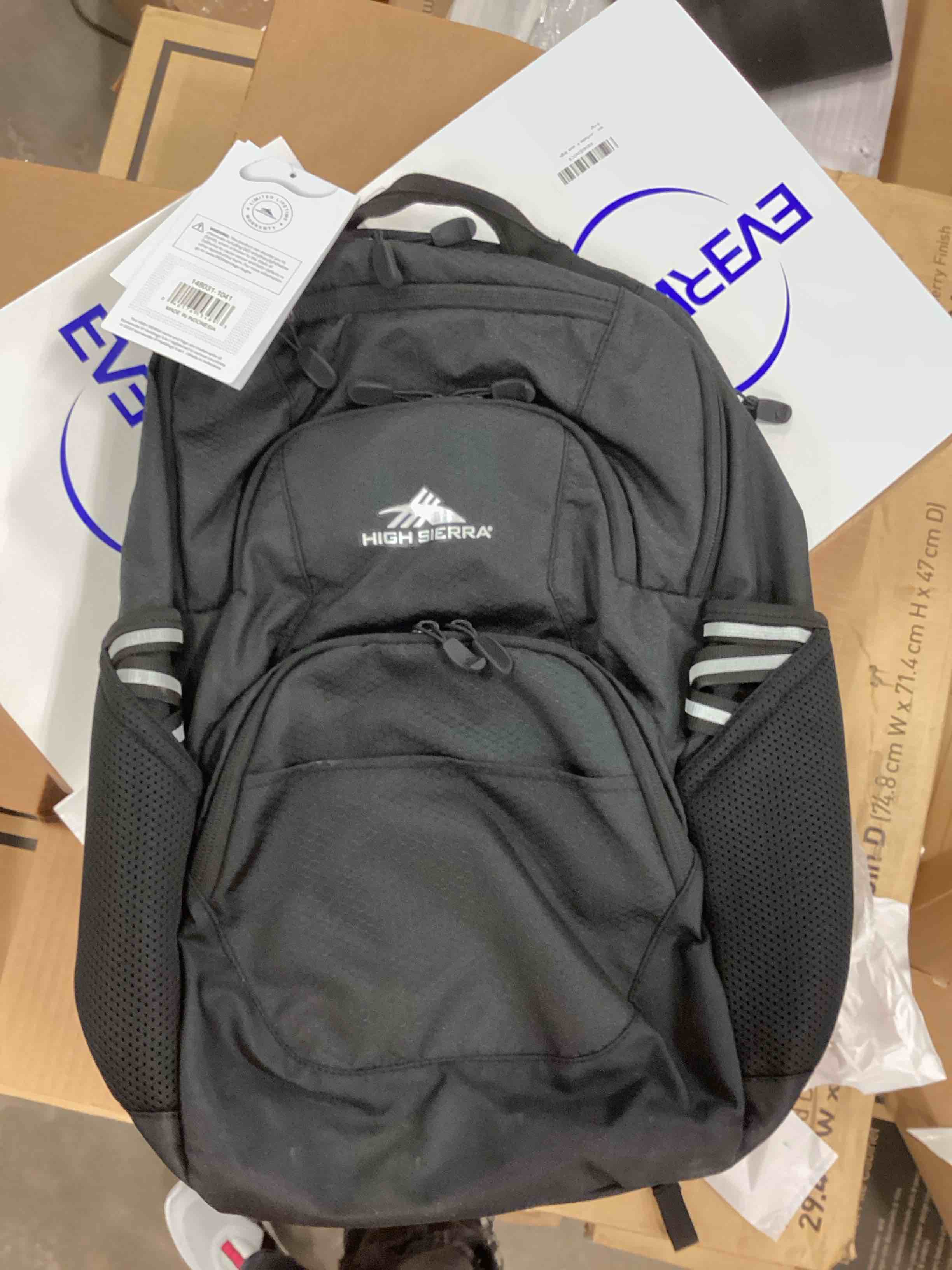 https://s3.amazonaws.com/lotting-images-prod/bidfta/BLU6376188_1715609583298.jpeg