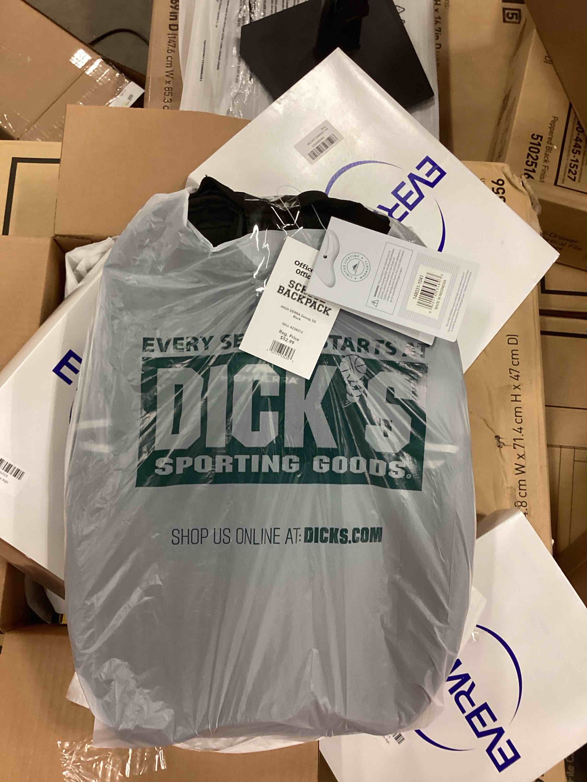 https://s3.amazonaws.com/lotting-images-prod/bidfta/BLU6376188_1715609710257.jpeg