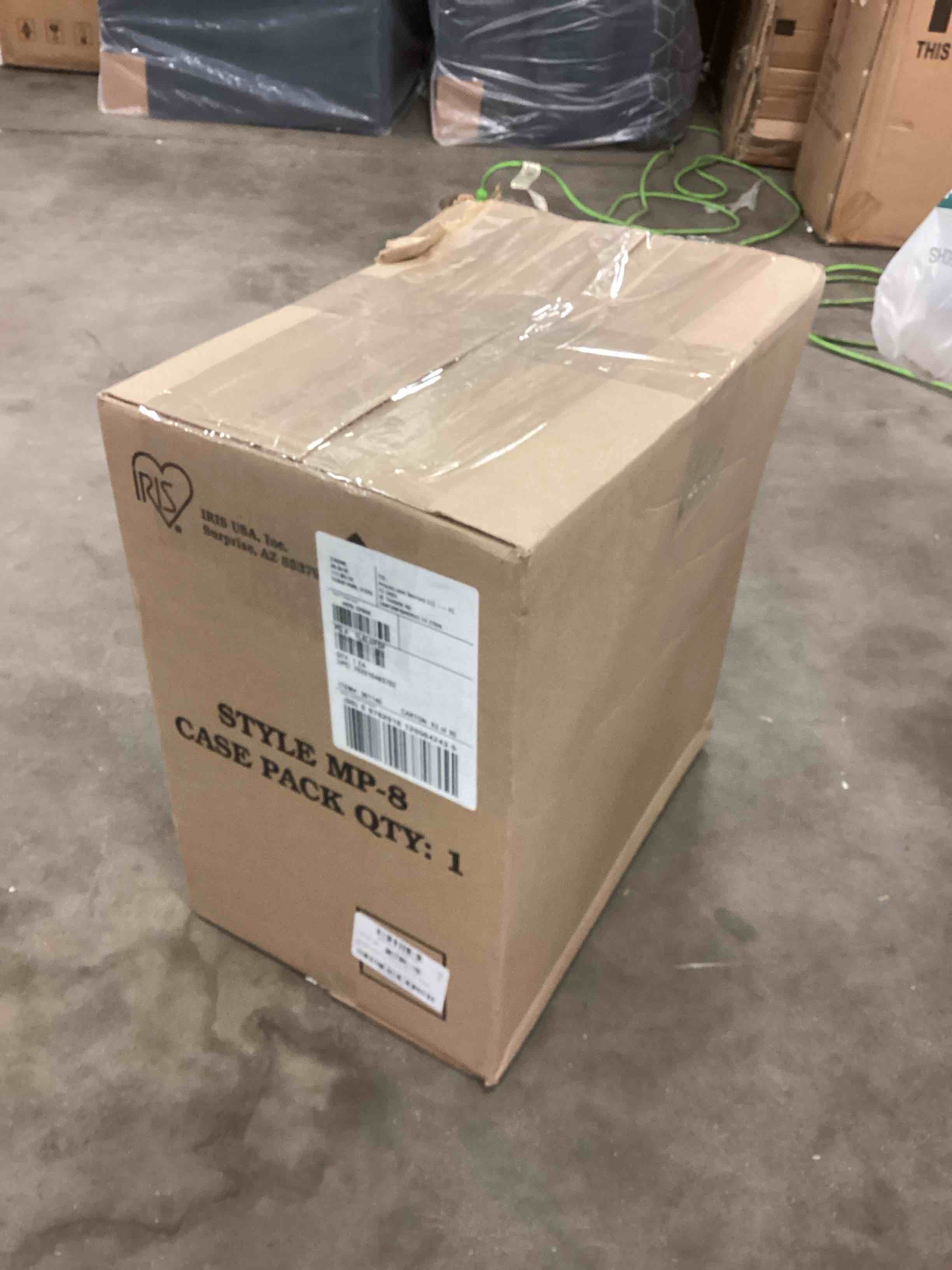 https://s3.amazonaws.com/lotting-images-prod/bidfta/BLU6377364_1715104210379.jpeg