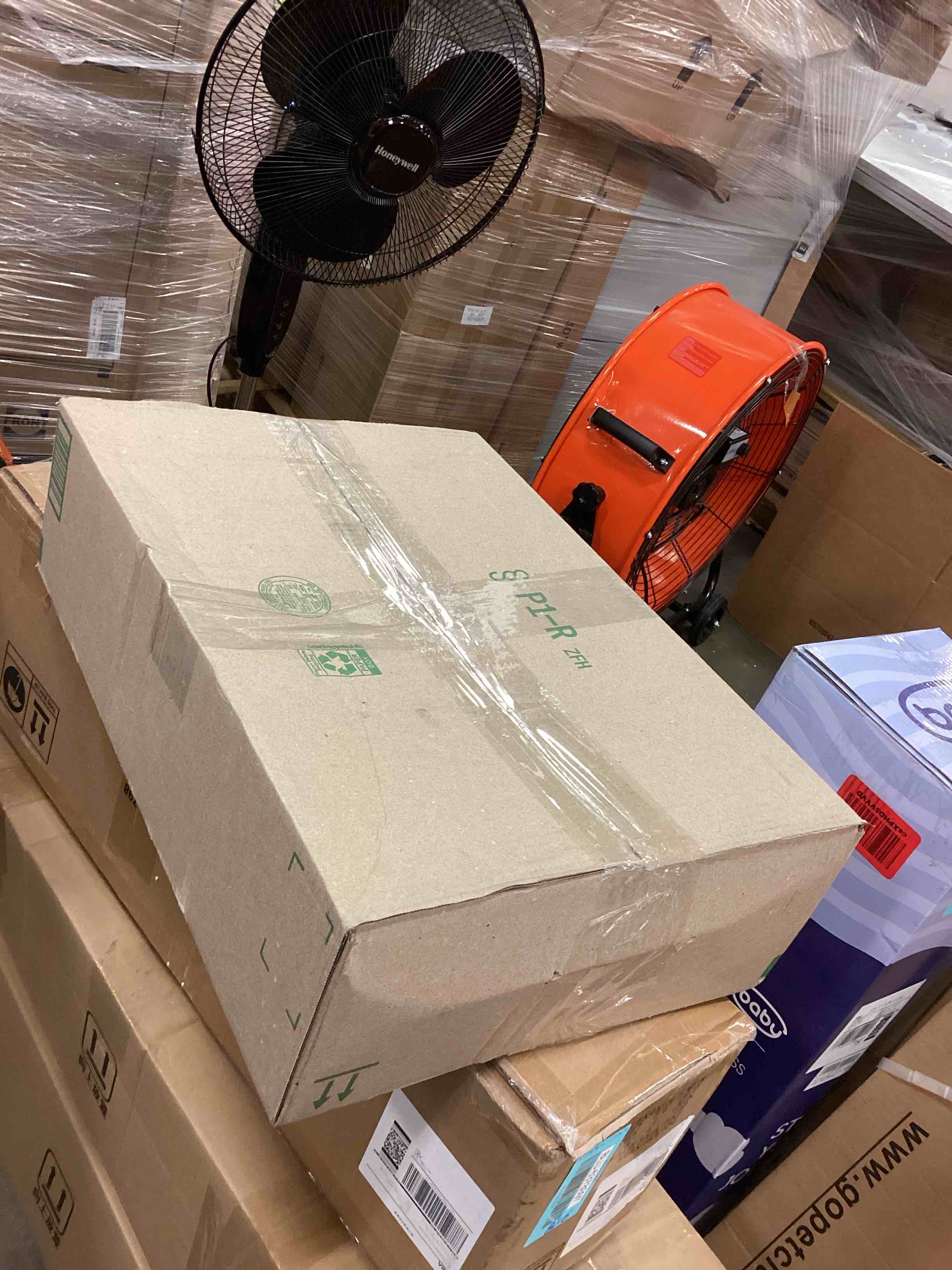 https://s3.amazonaws.com/lotting-images-prod/bidfta/BLU6378098_1715797991581.jpeg