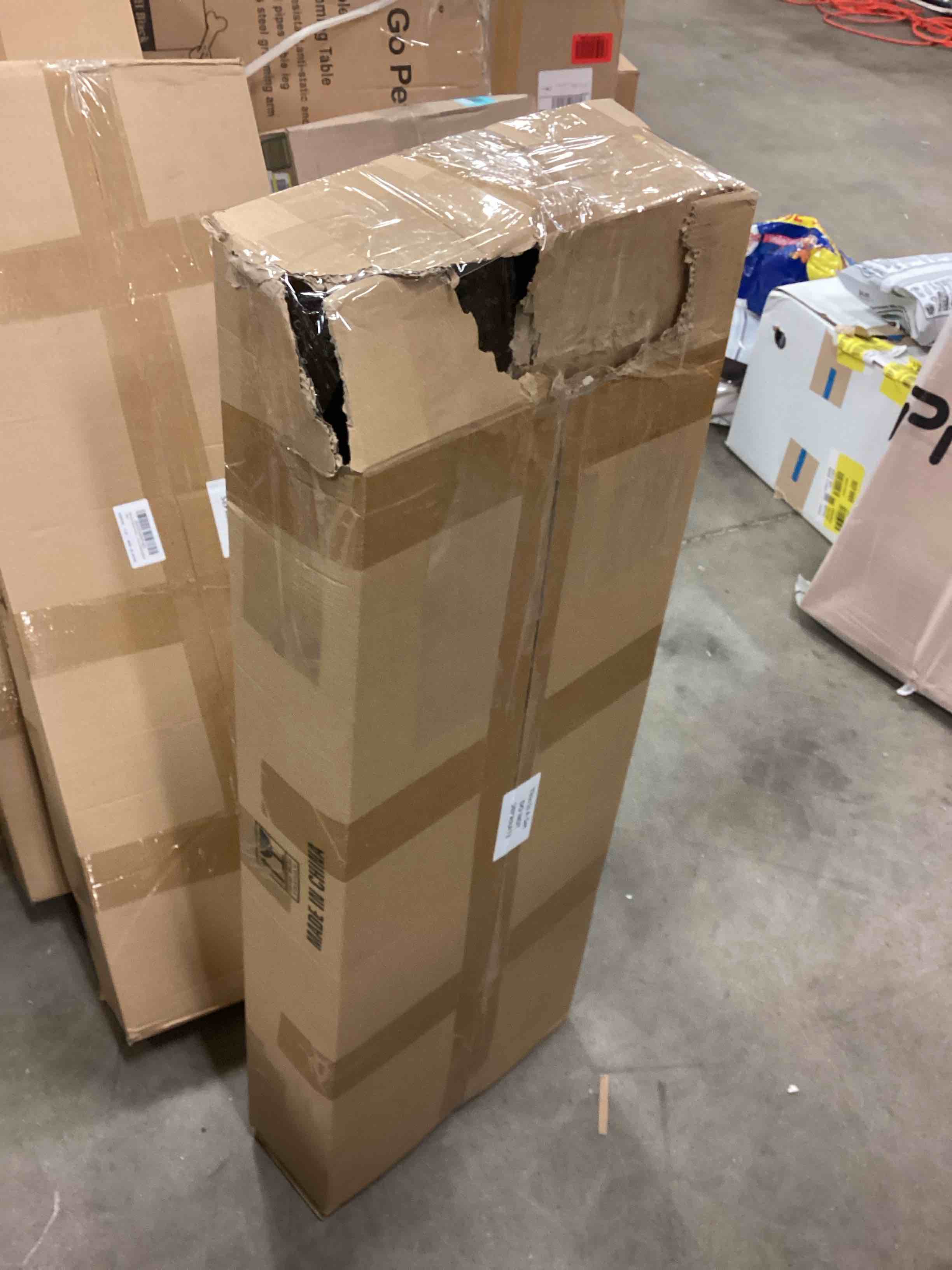 https://s3.amazonaws.com/lotting-images-prod/bidfta/BLU6378099_1715798532191.jpeg