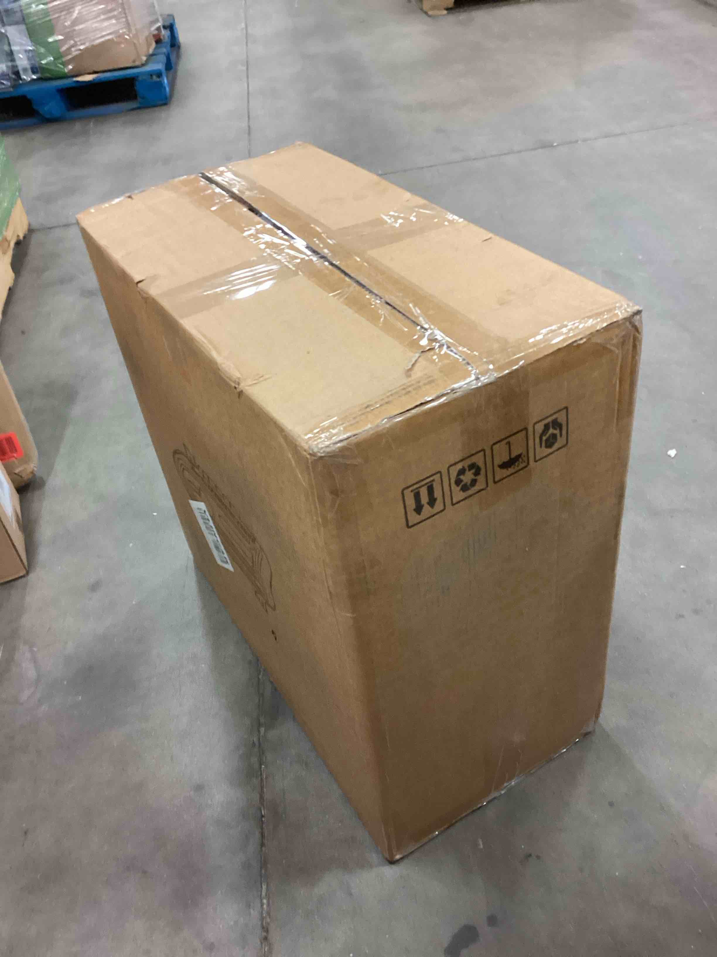 https://s3.amazonaws.com/lotting-images-prod/bidfta/BLU6378123_1715862817567.jpeg