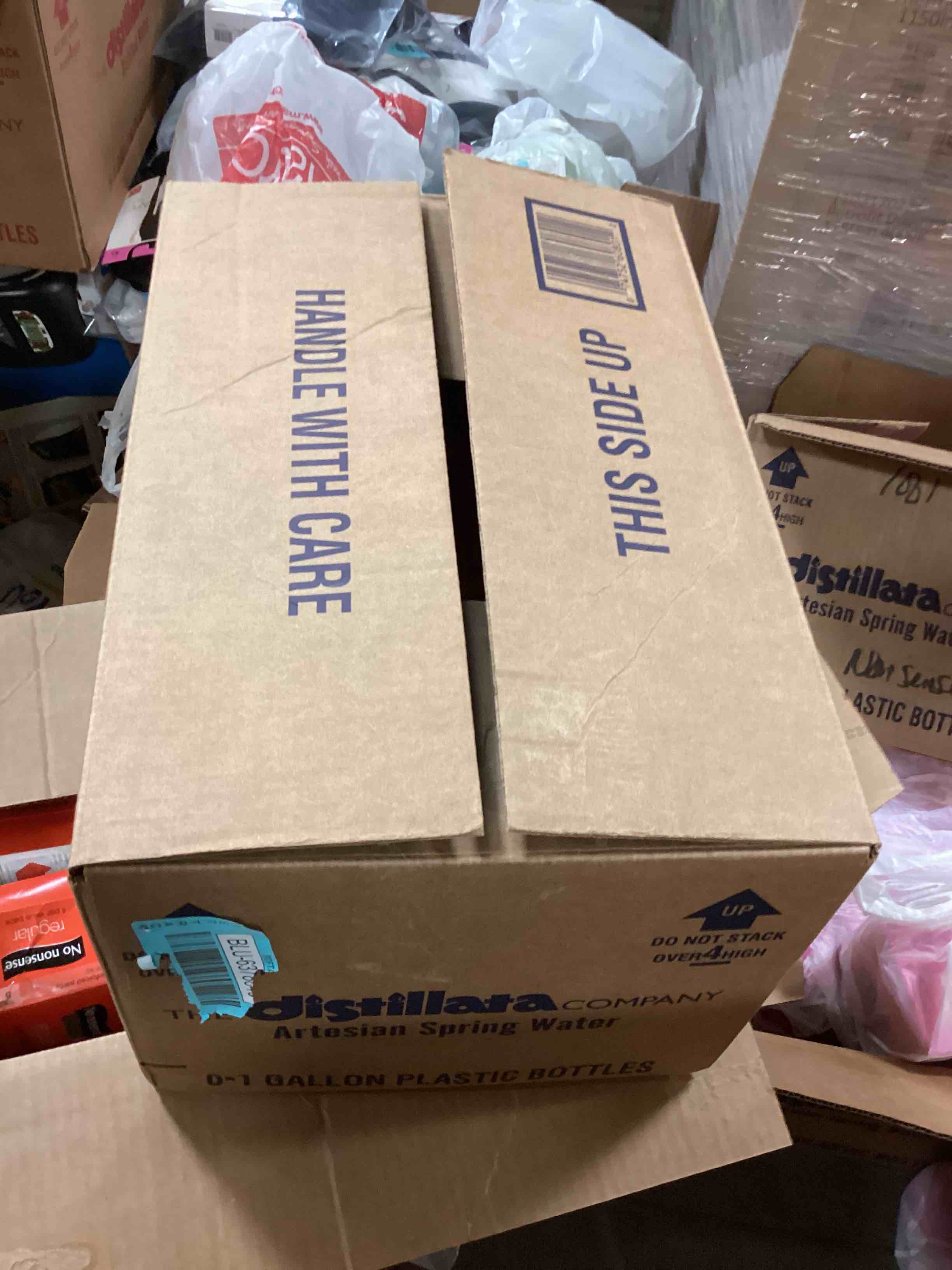 https://s3.amazonaws.com/lotting-images-prod/bidfta/BLU6378848_1713964984725.jpeg