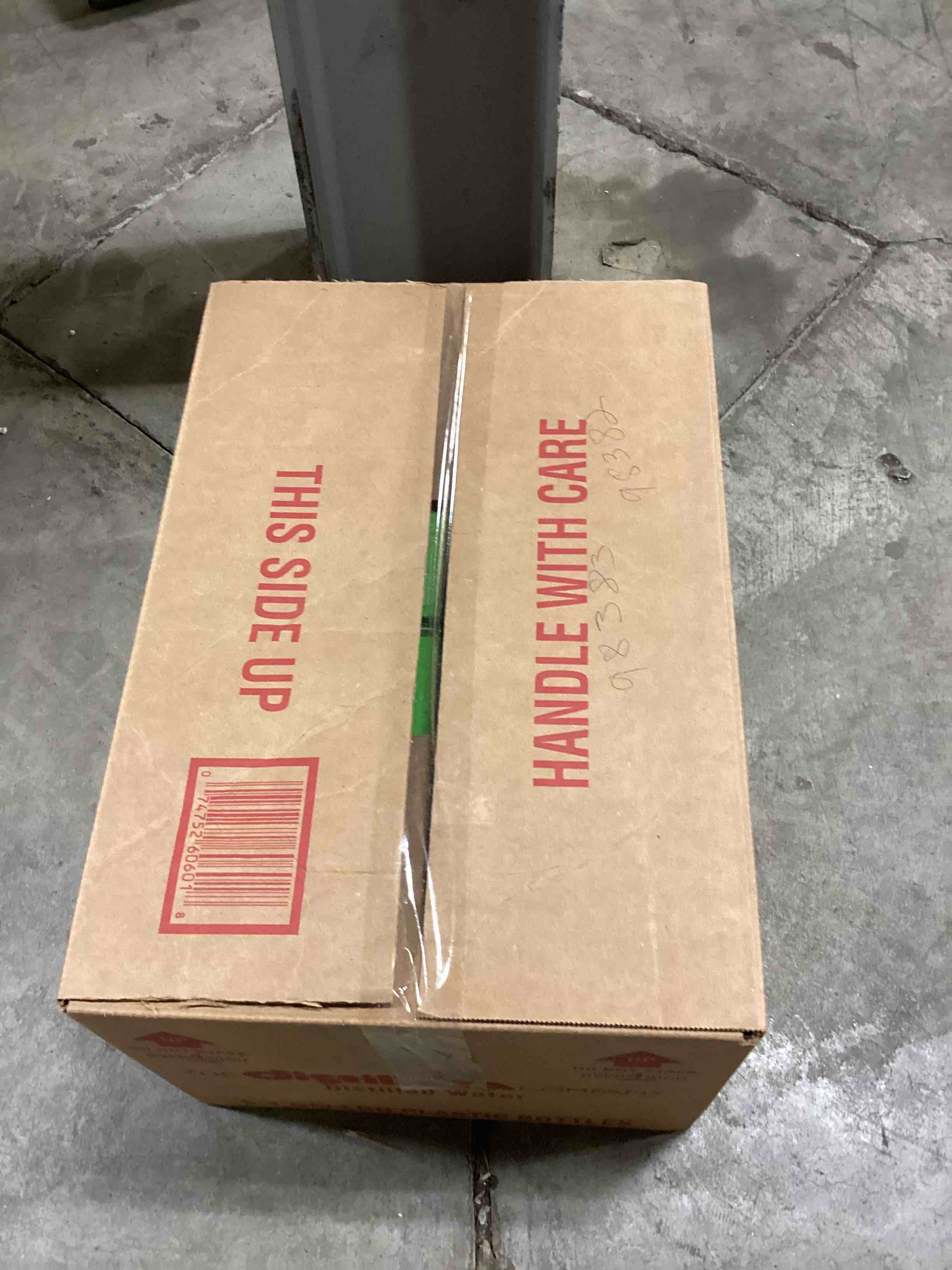 https://s3.amazonaws.com/lotting-images-prod/bidfta/BLU6379597_1714401821566.jpeg